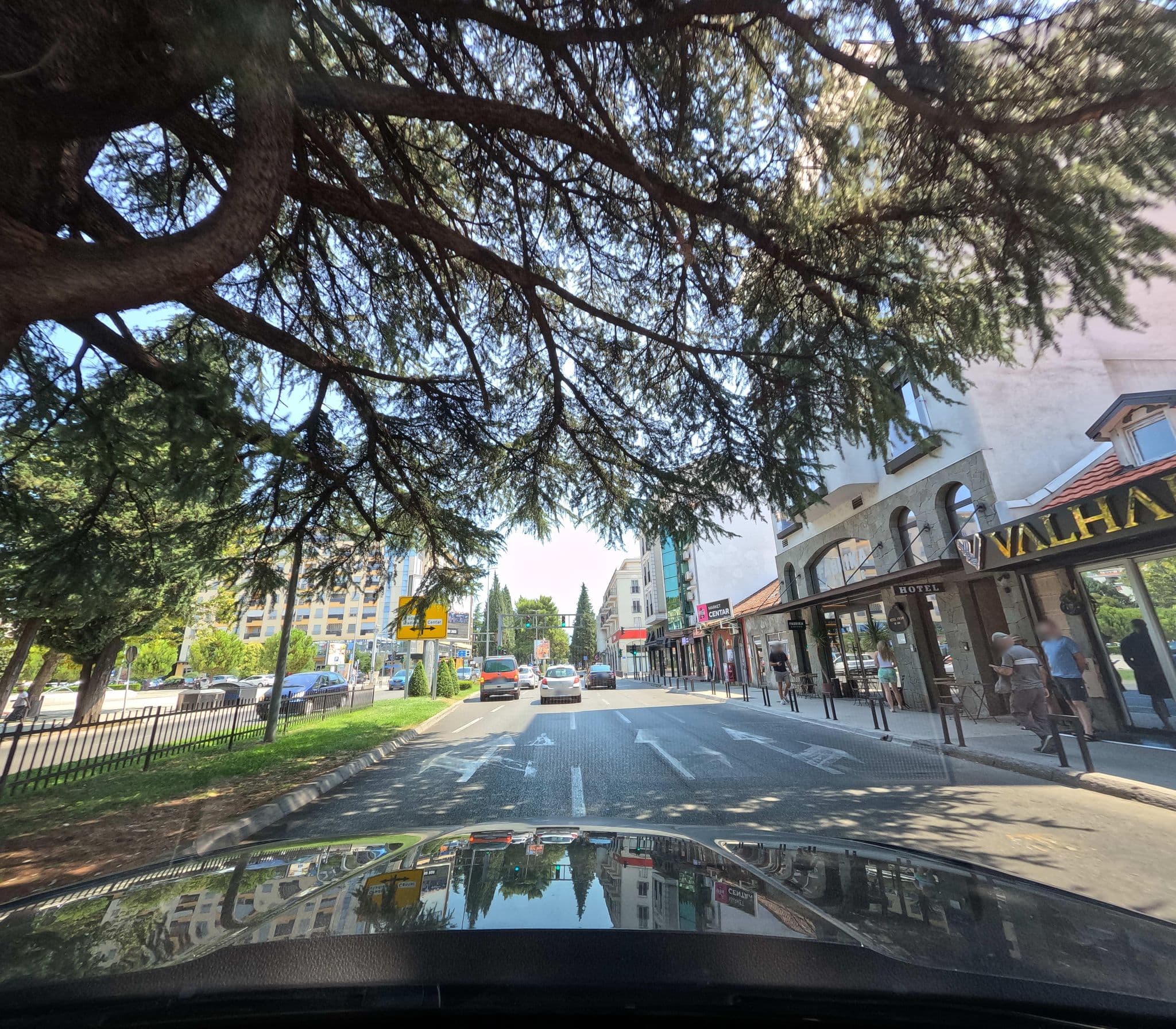 Street view near Hotel Marija, Podgorica — © Cakalovski (CC BY-SA · Mapillary)