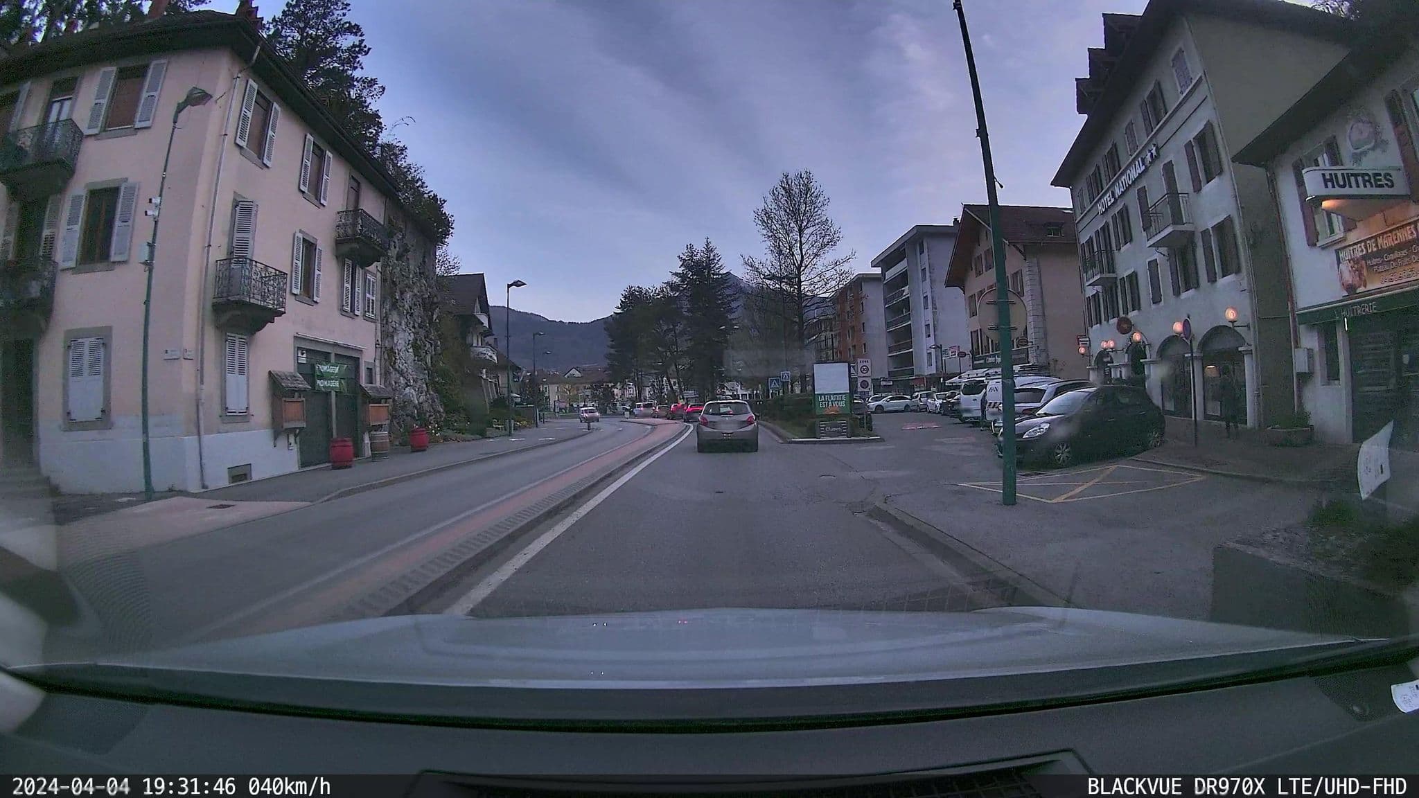 Street view near Hôtel National, Cluses — © ordinatous (CC BY-SA · Mapillary)