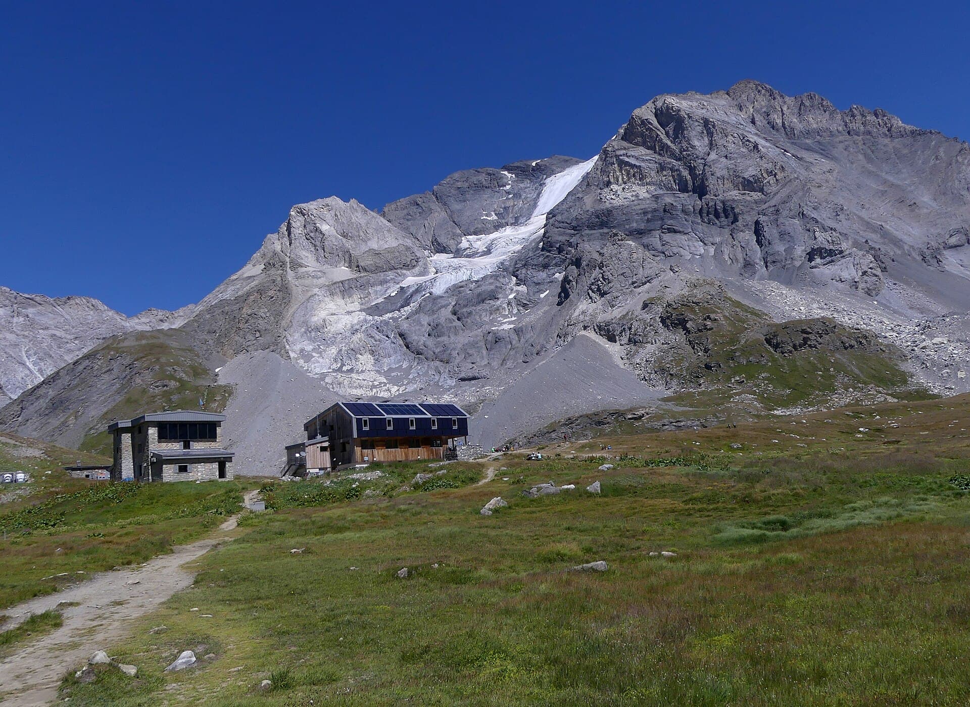 Refuge du Col de la Vanoise (via Wikimedia Commons, CC BY-SA 4.0)