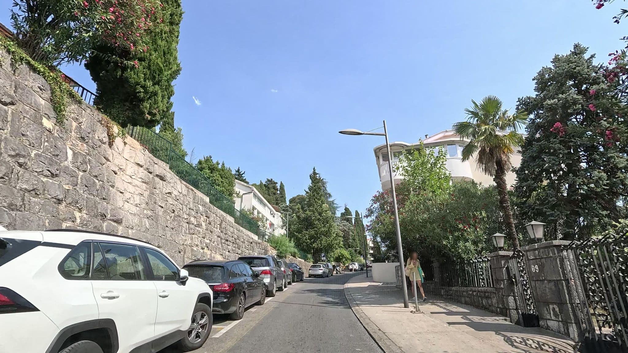 Street view near Apartmani Poznanović, Herceg Novi — © Cakalovski (CC BY-SA · Mapillary)