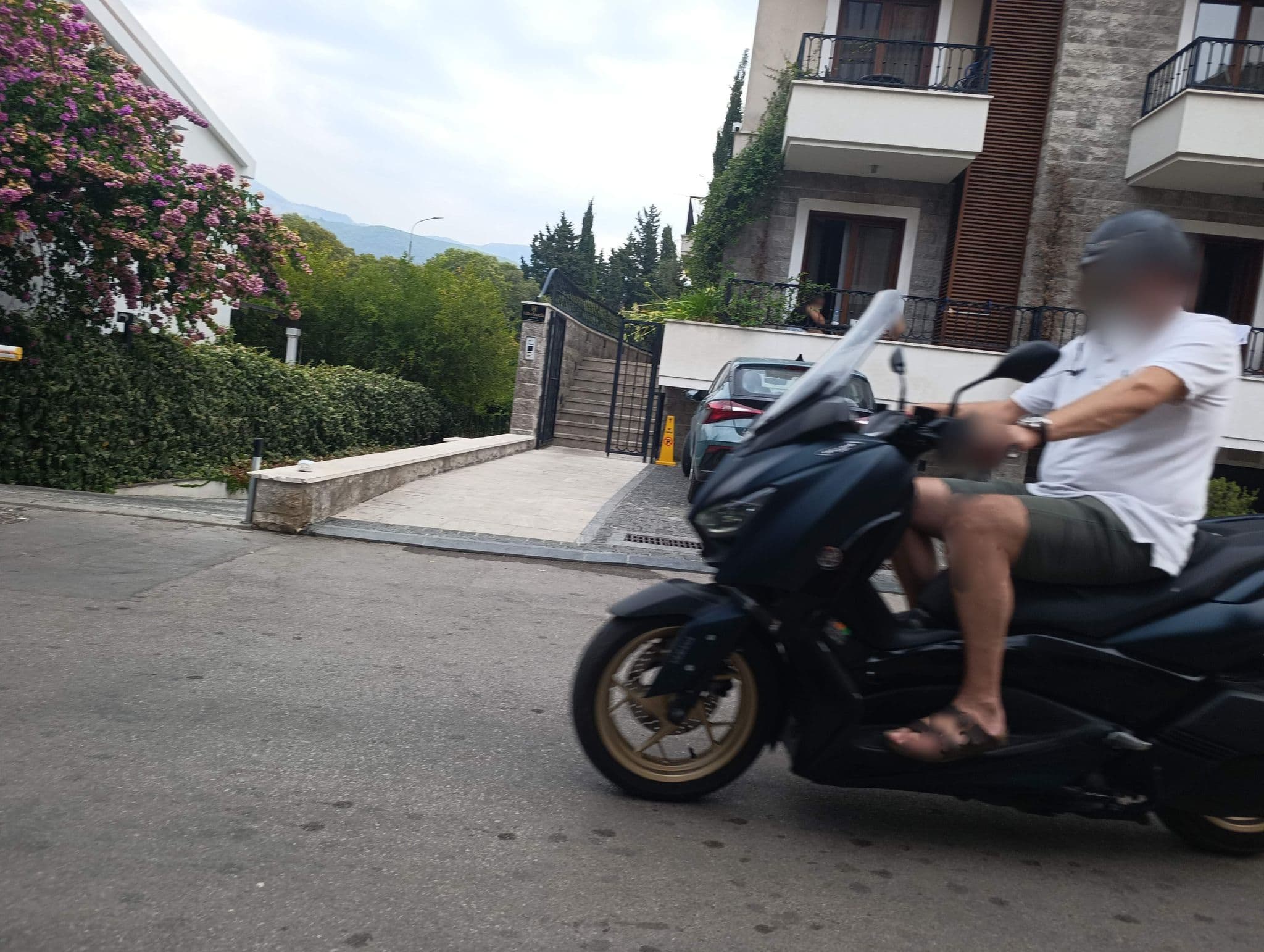 Street view near Guest House Dalmazia, Budva — © shoorick (CC BY-SA · Mapillary)