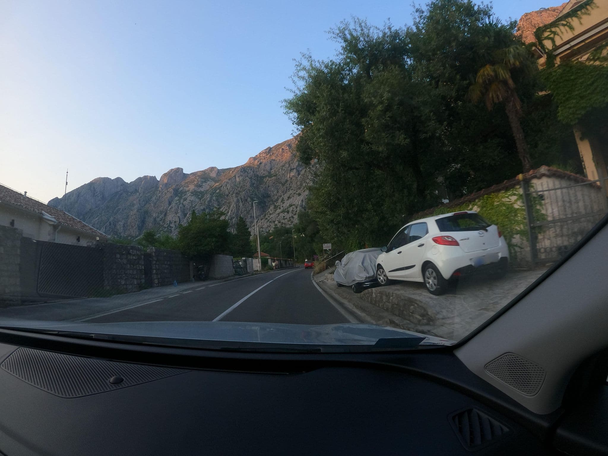 Street view near City Beach Hostel, Dobrota — © borovac (CC BY-SA · Mapillary)