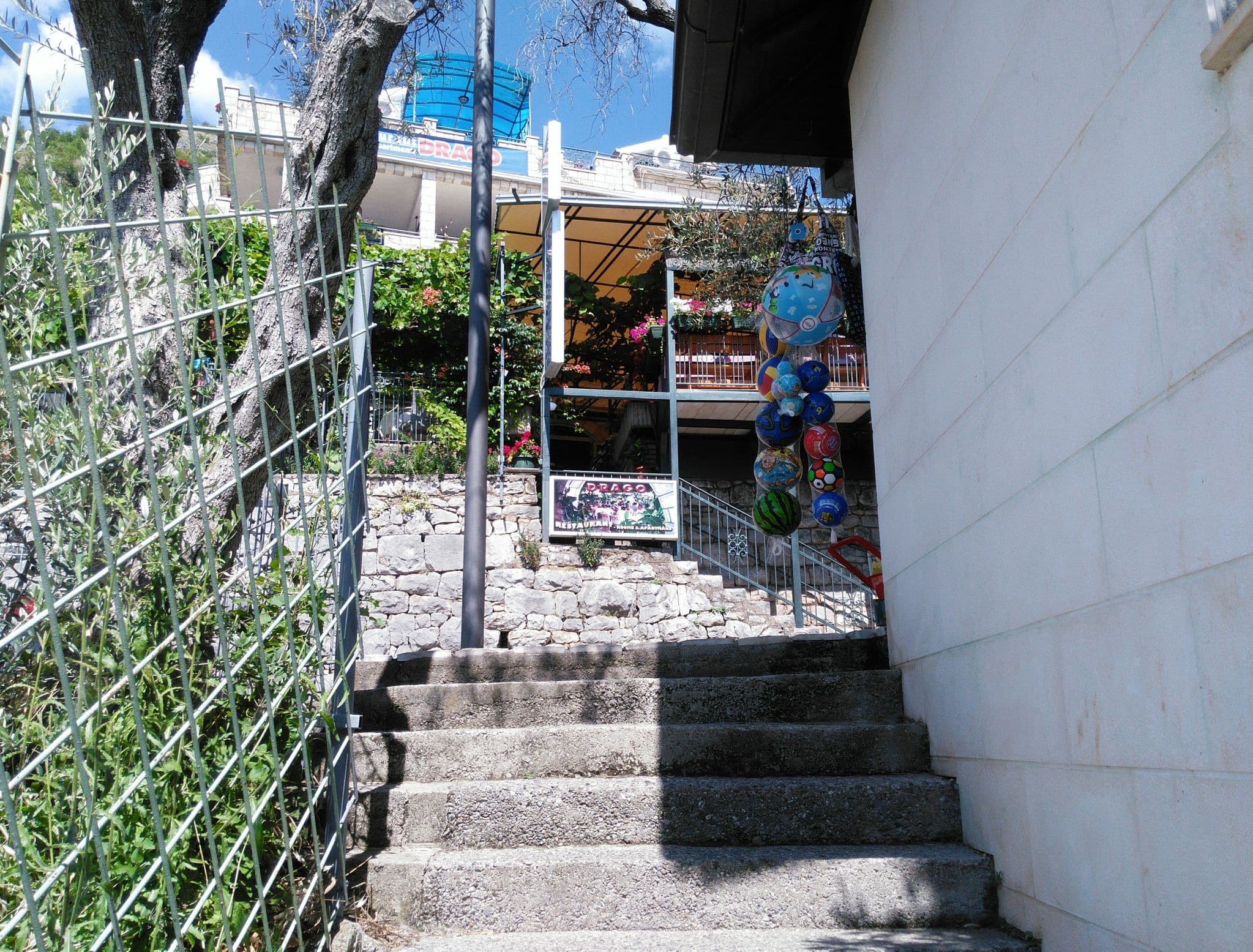Street view near Villa Drago ****, Budva — © vazhnov (CC BY-SA · Mapillary)