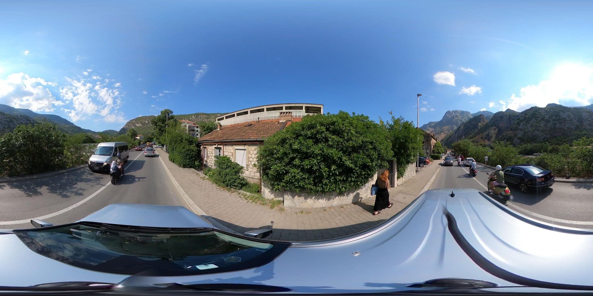 Street view near S &, P Apartments, Kotor — © borovac (CC BY-SA · Mapillary)