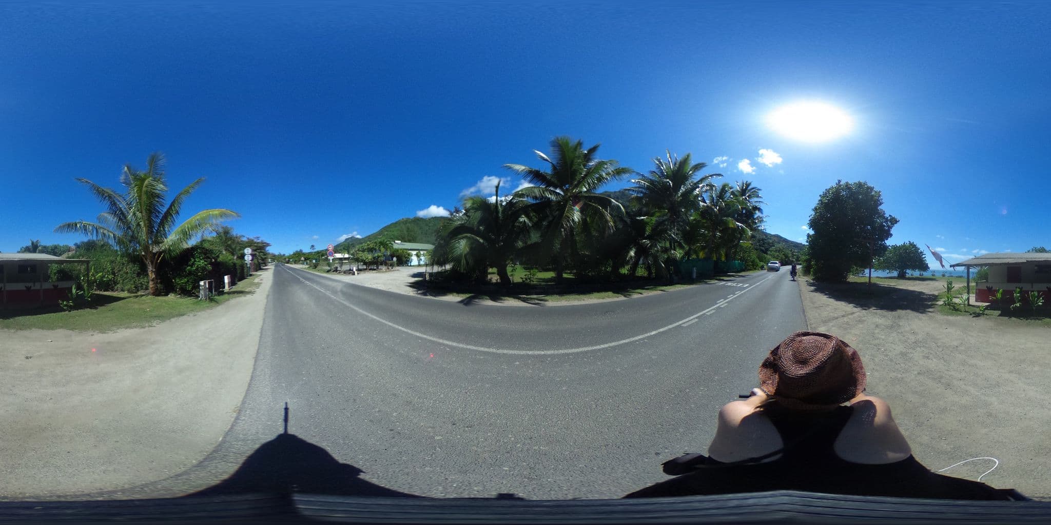 Street view near Bungalow "Rahiti" Bord De Mer, Teavaro — © violaine (CC BY-SA · Mapillary)