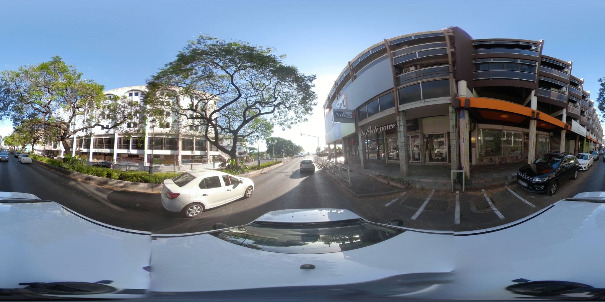 Street view near Maitai Express Tahiti, Papeete — © ratzillas (CC BY-SA · Mapillary)