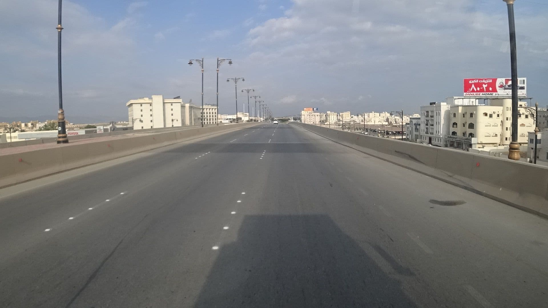 Street view near Millennium Resort Salalah, Şalālah — © vbombaerts (CC BY-SA · Mapillary)