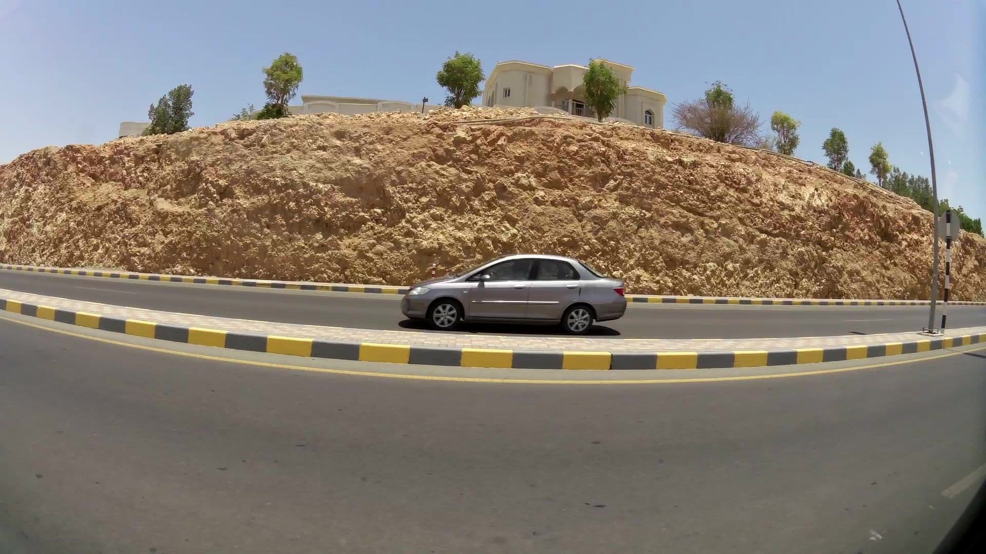 Street view near Shangri-la hotel muscat, Muscat — © kaartcam (CC BY-SA · Mapillary)