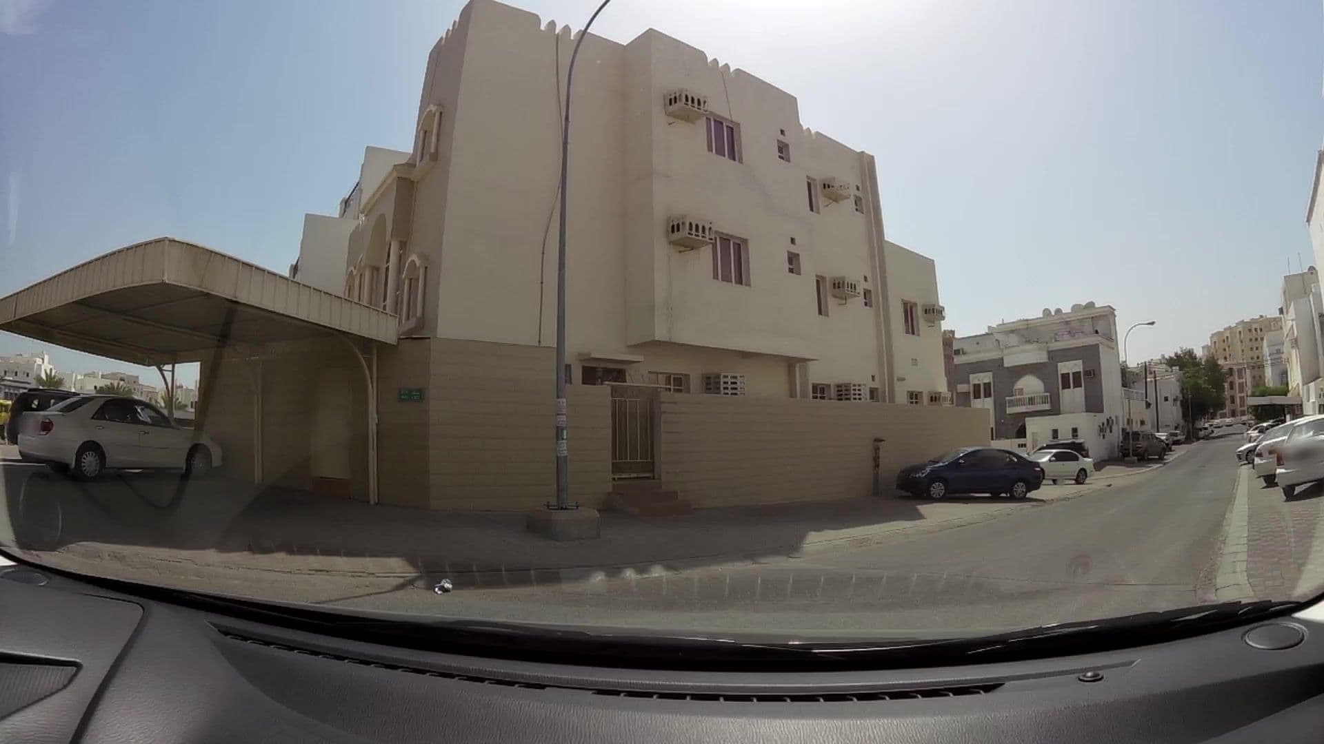 Street view near the wave hotel, Muscat — © kaartcam (CC BY-SA · Mapillary)