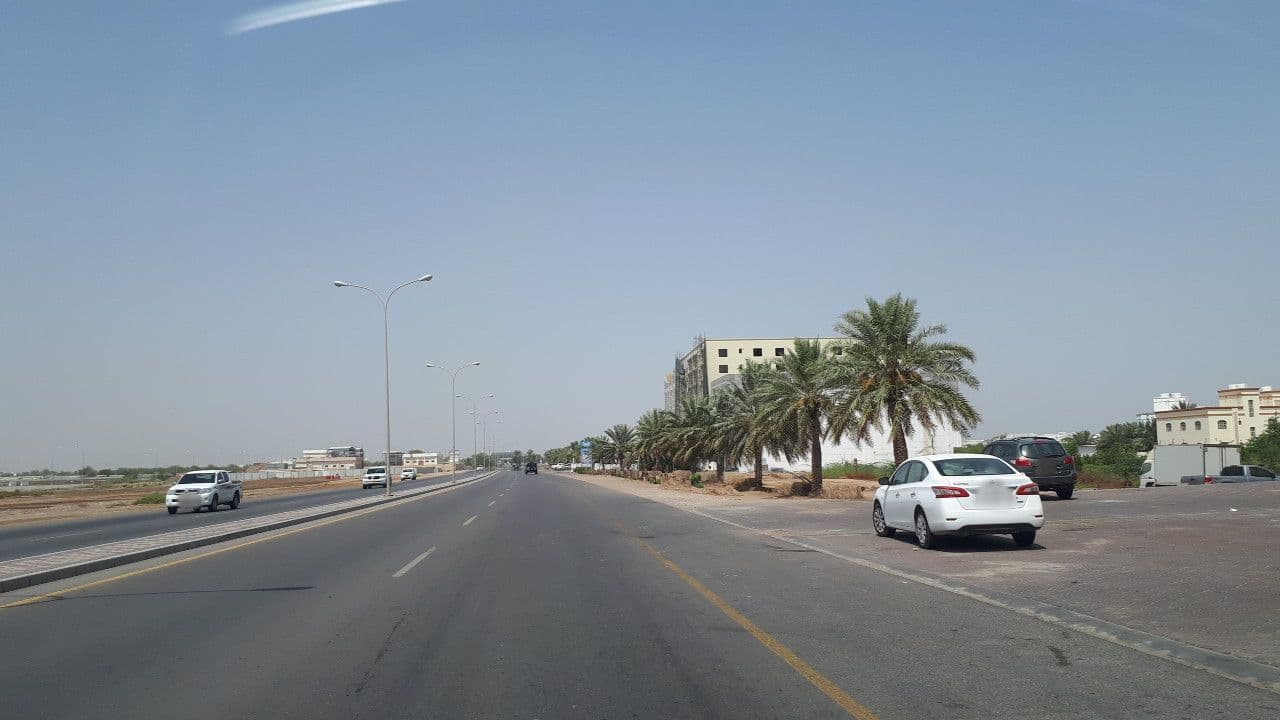Street view near Al Thabit Hotel, Seeb — © geomapper69 (CC BY-SA · Mapillary)