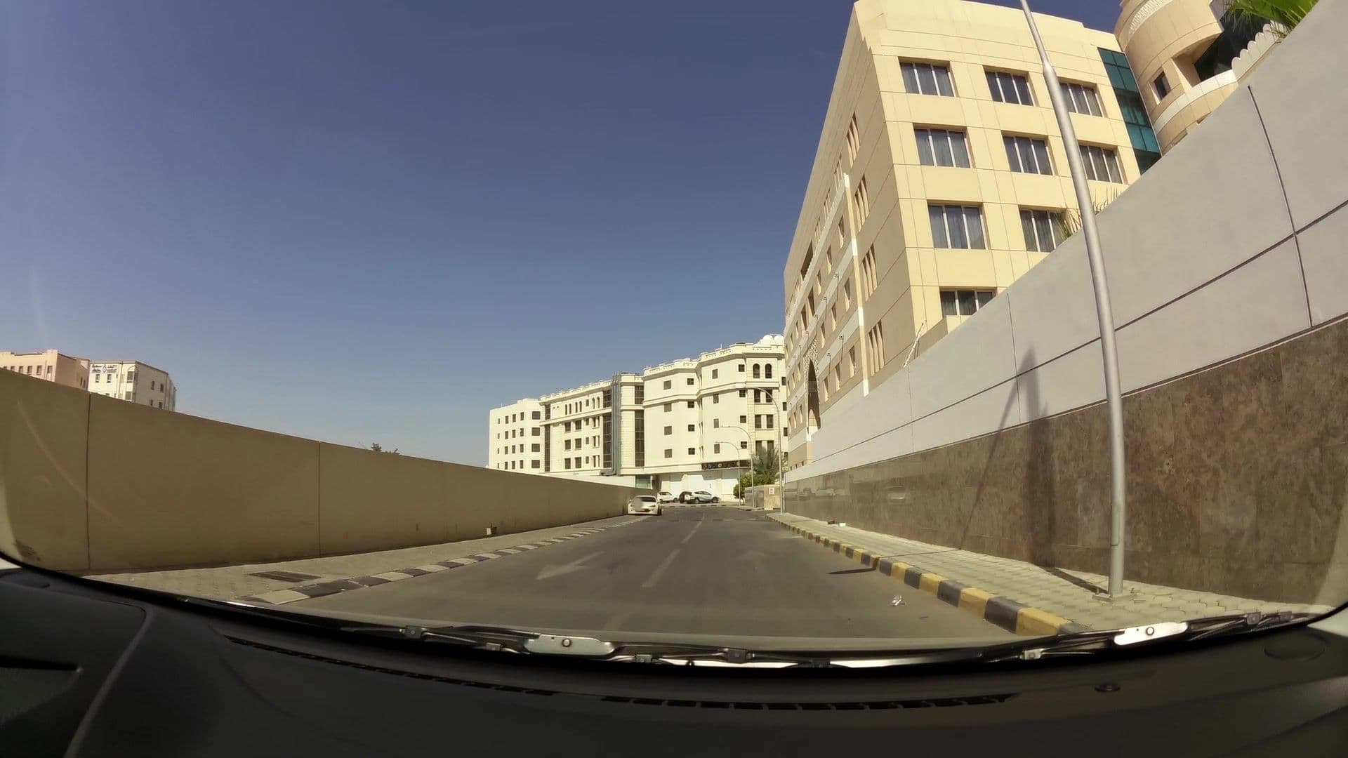 Street view near Holiday Inn - Muscat al Seeb, Seeb — © kaartcam (CC BY-SA · Mapillary)