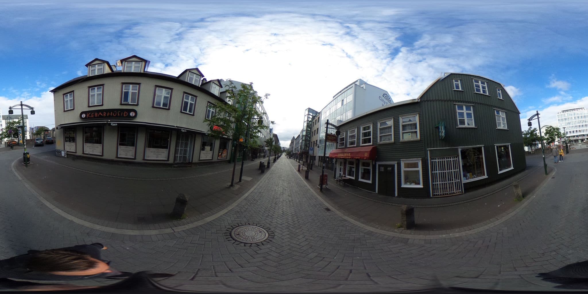 Street view near Heart House Guesthouse, Reykjavík — © ainali (CC BY-SA · Mapillary)