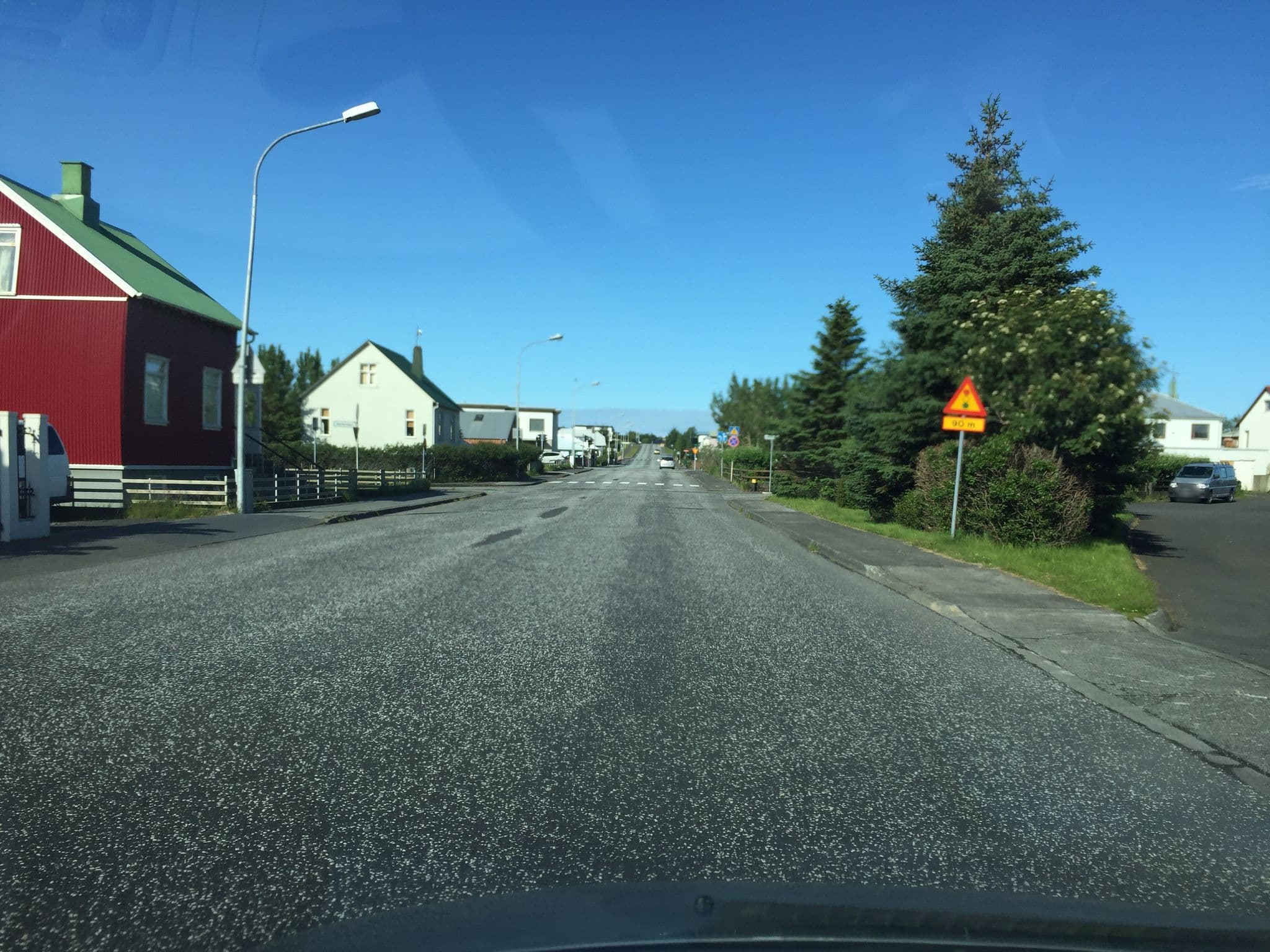 Street view near Little White Castle, Keflavík — © mdroads (CC BY-SA · Mapillary)