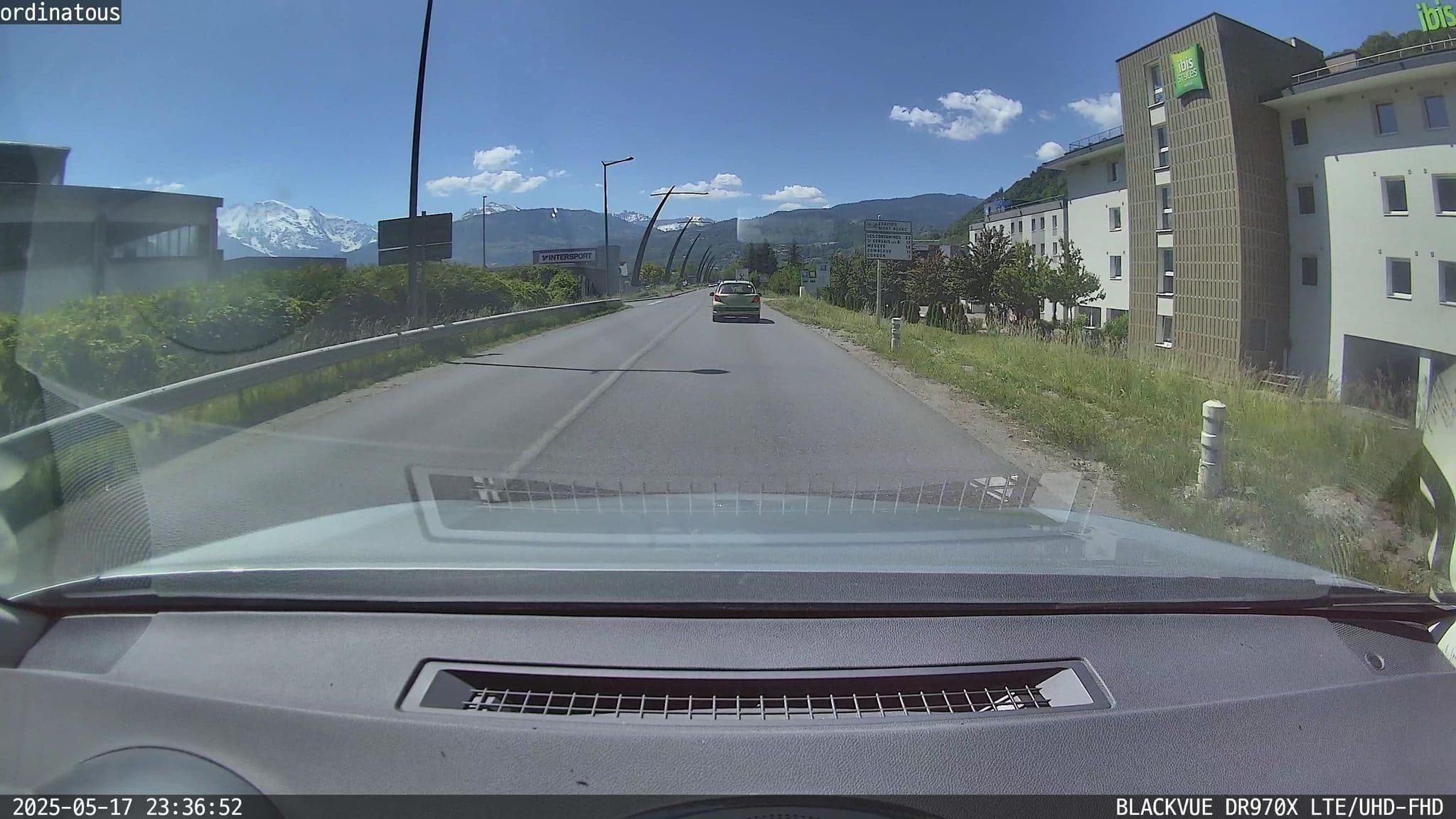 Street view near Hôtel Ibis Styles, Sallanches — © ordinatous (CC BY-SA · Mapillary)