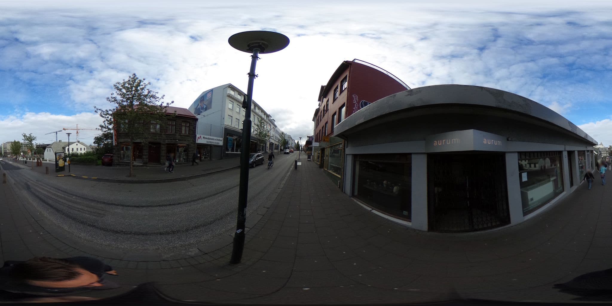 Street view near Hotel Luxury Apartments, Reykjavík — © ainali (CC BY-SA · Mapillary)