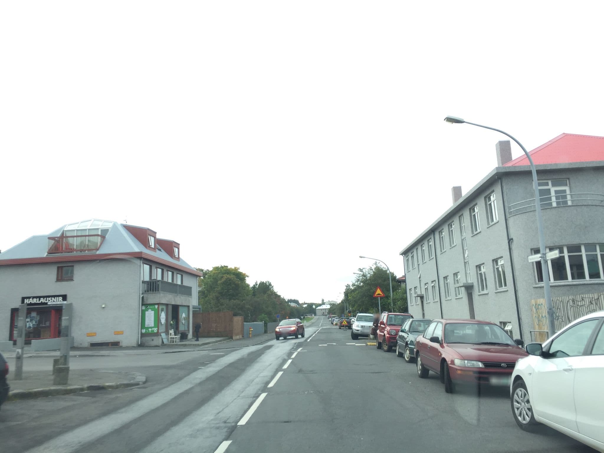 Street view near 105 Townhouse Hotel, Reykjavík — © millenbop (CC BY-SA · Mapillary)