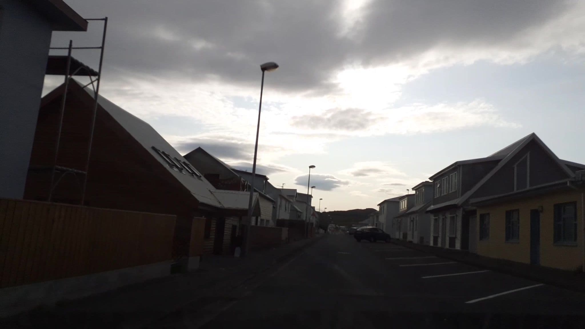 Street view near B & B Guesthouse, Vestmannaeyjar — © kjarrval (CC BY-SA · Mapillary)