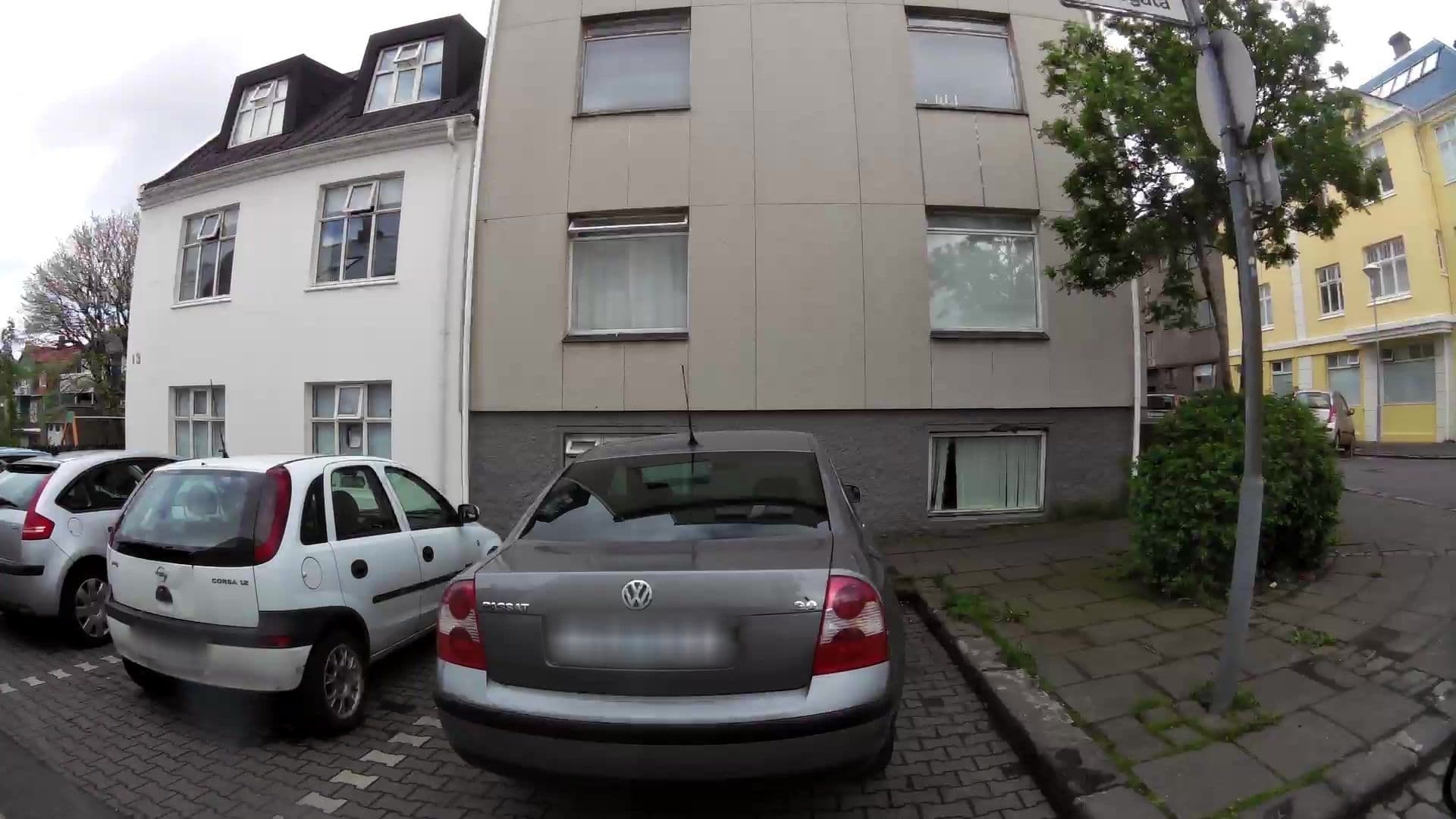 Street view near Home & Delicious Apartments, Reykjavík — © kaartcam (CC BY-SA · Mapillary)