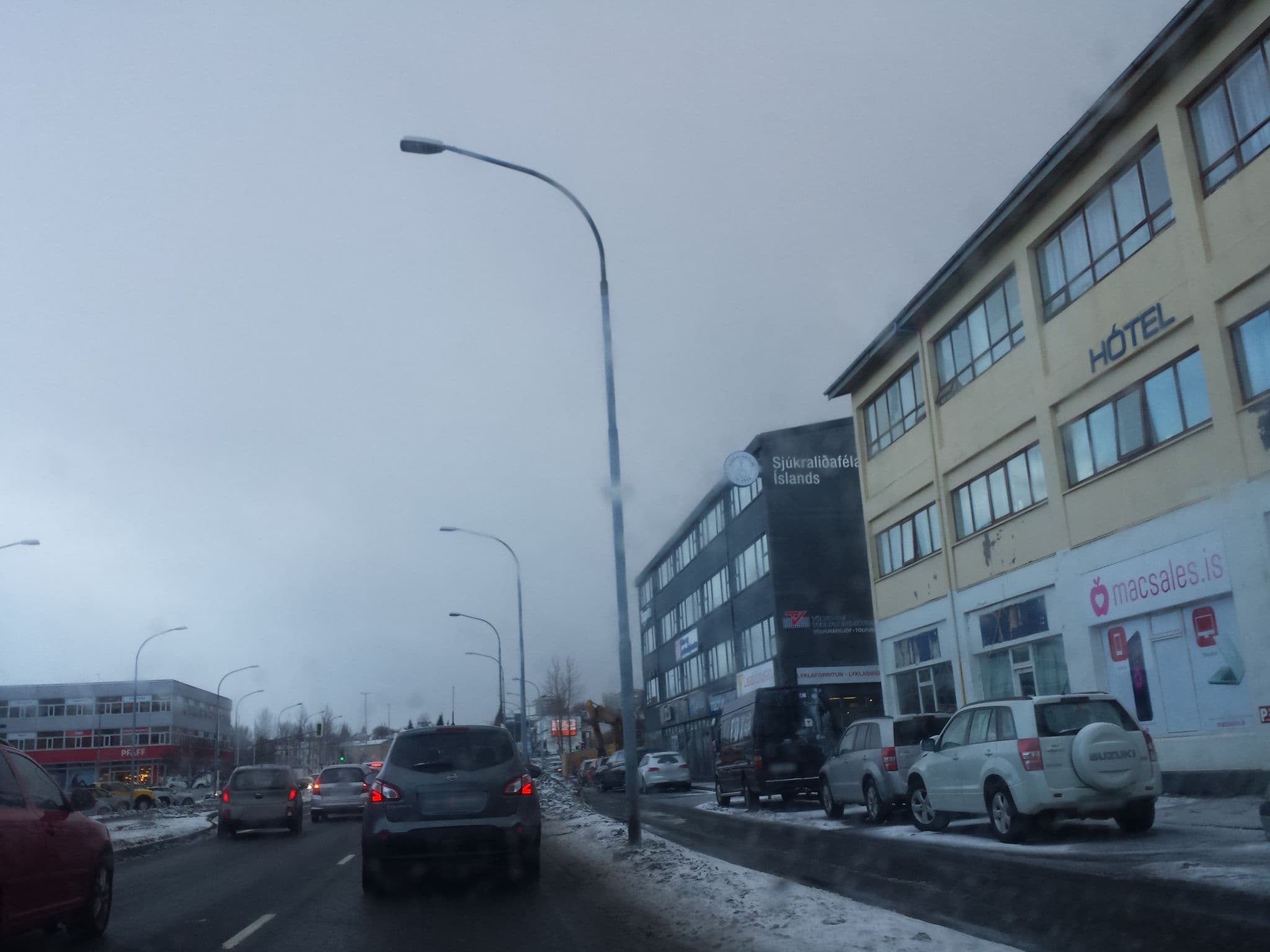 Street view near Atlantic Apartments And Rooms, Reykjavík — © stalfur (CC BY-SA · Mapillary)