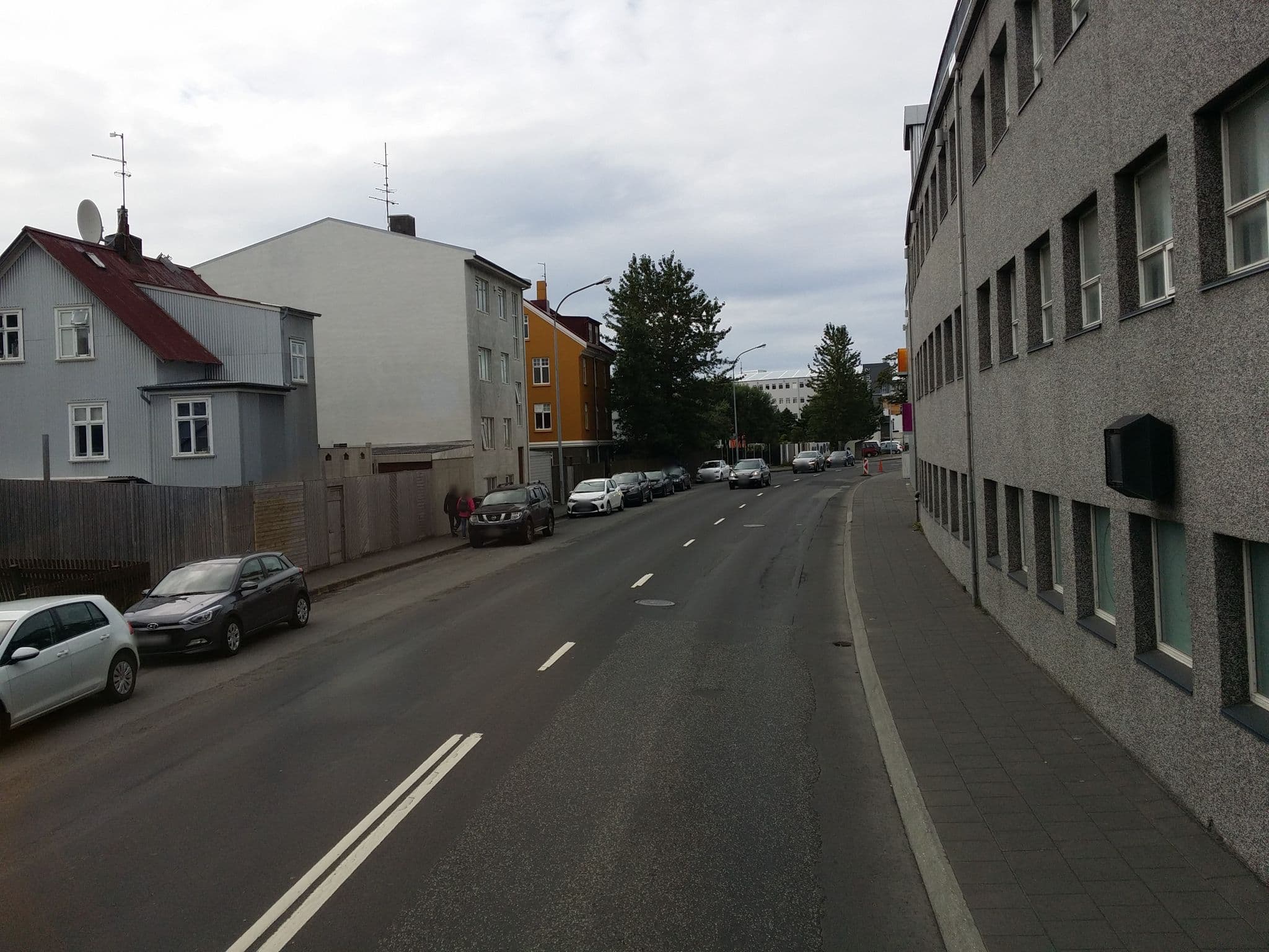 Street view near Icelandair Hotel Reykjavík Marina, Seltjarnarnes — © ainali (CC BY-SA · Mapillary)