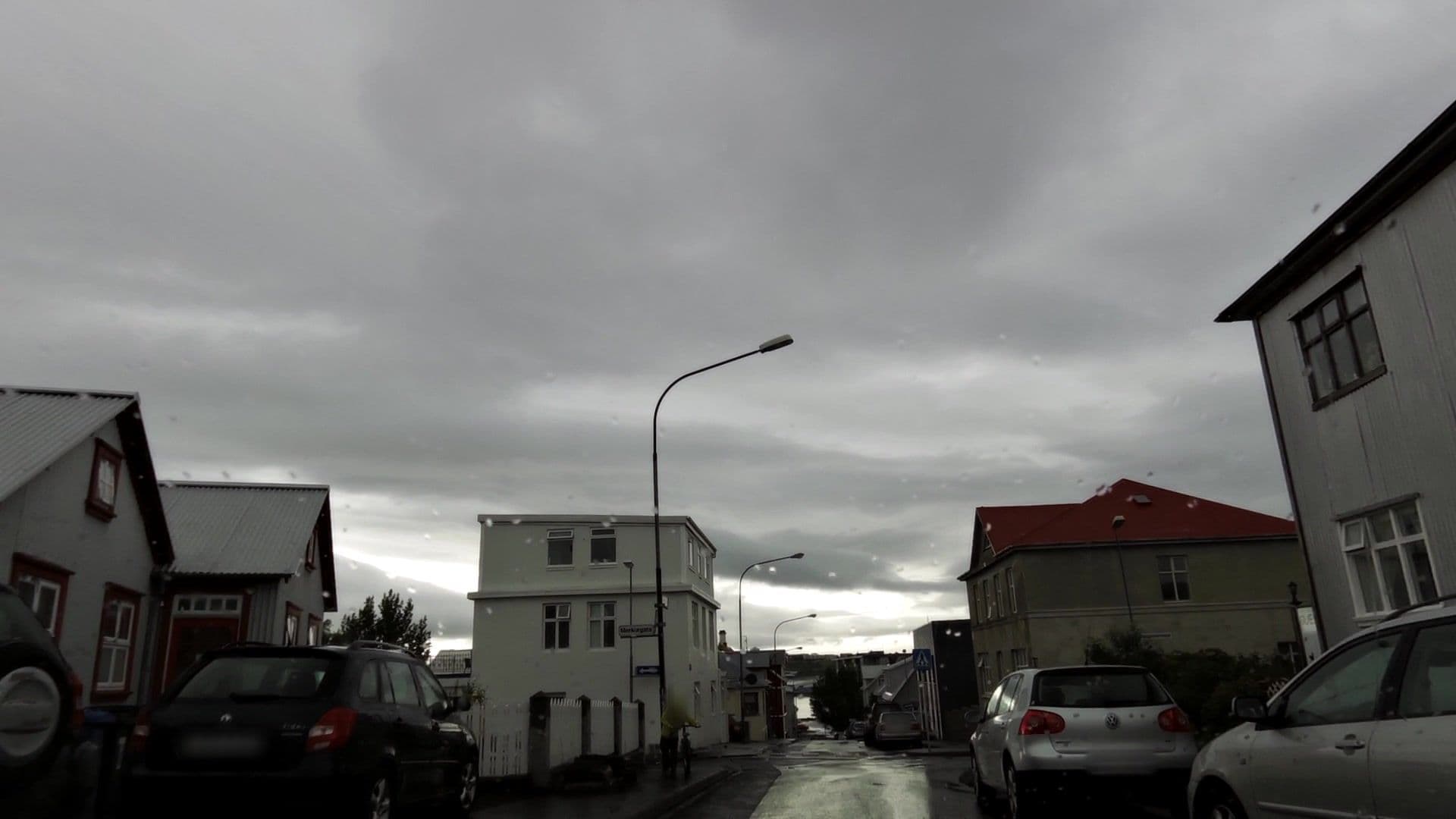 Street view near Edda's Farmhouse In Town, Hafnarfjörður — © kjarrval (CC BY-SA · Mapillary)
