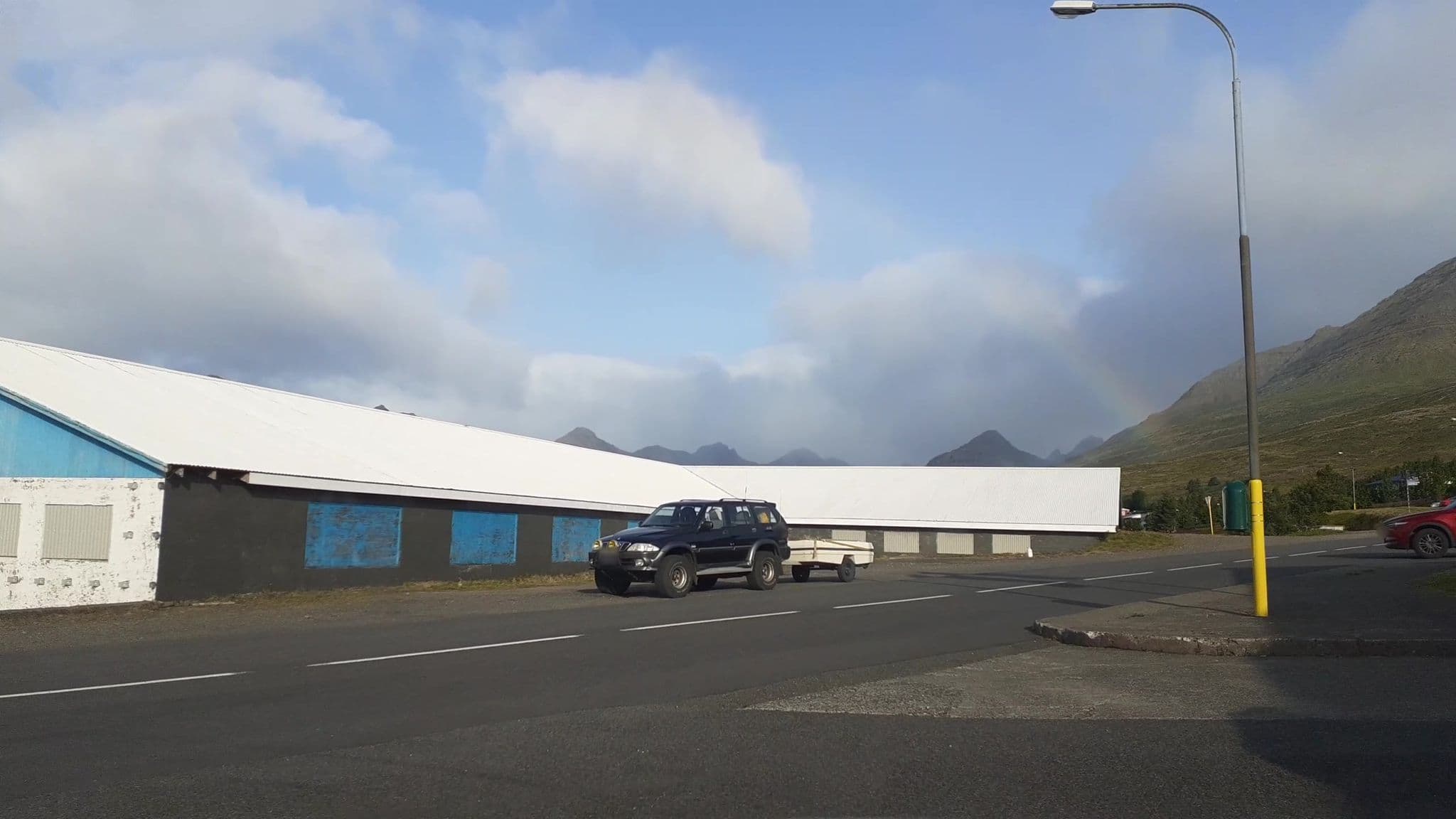 Street view near Saxa Guesthouse, Reyðarfjörður — © kjarrval (CC BY-SA · Mapillary)