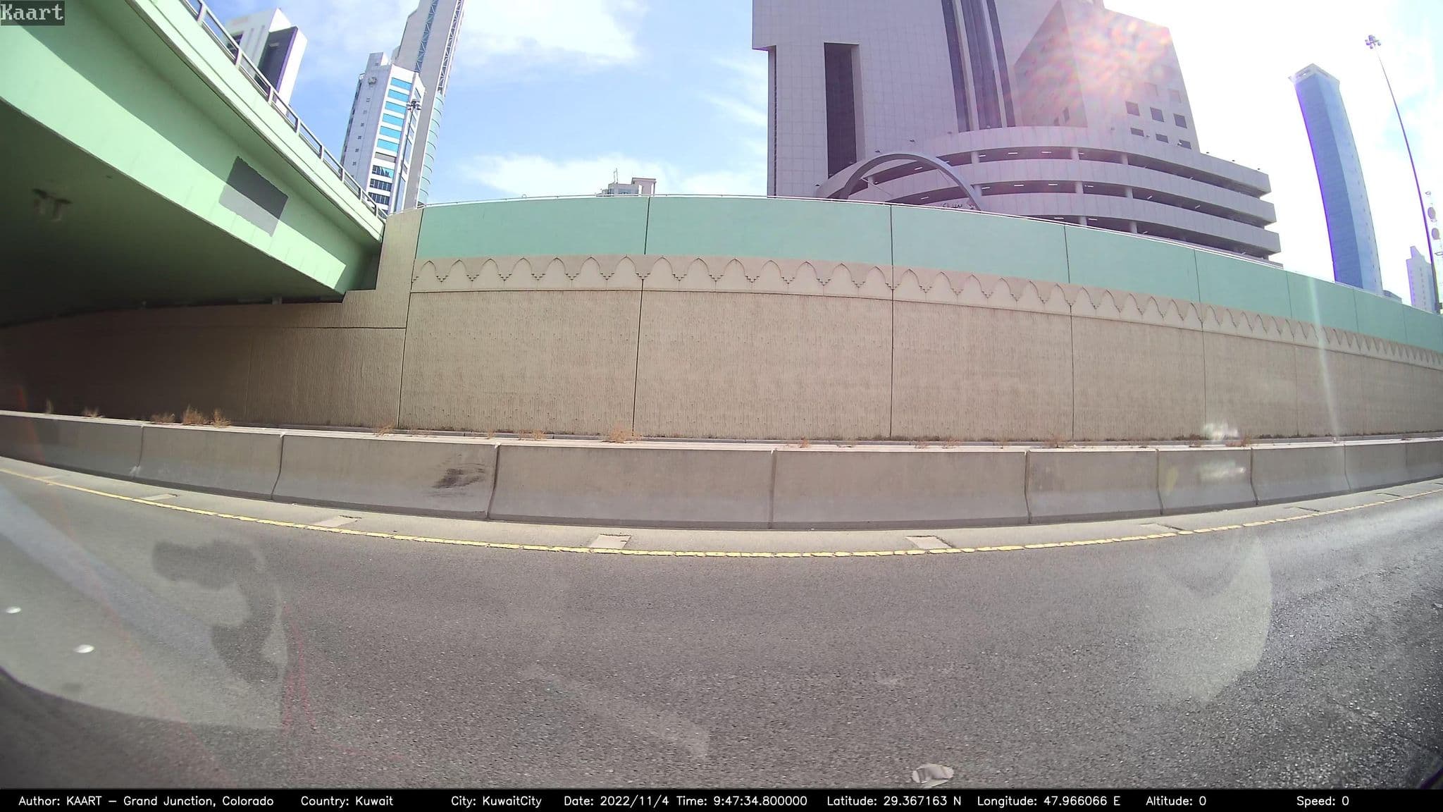 Street view near Carlton Hotel Safat, Kuwait City — © kaart_2 (CC BY-SA · Mapillary)