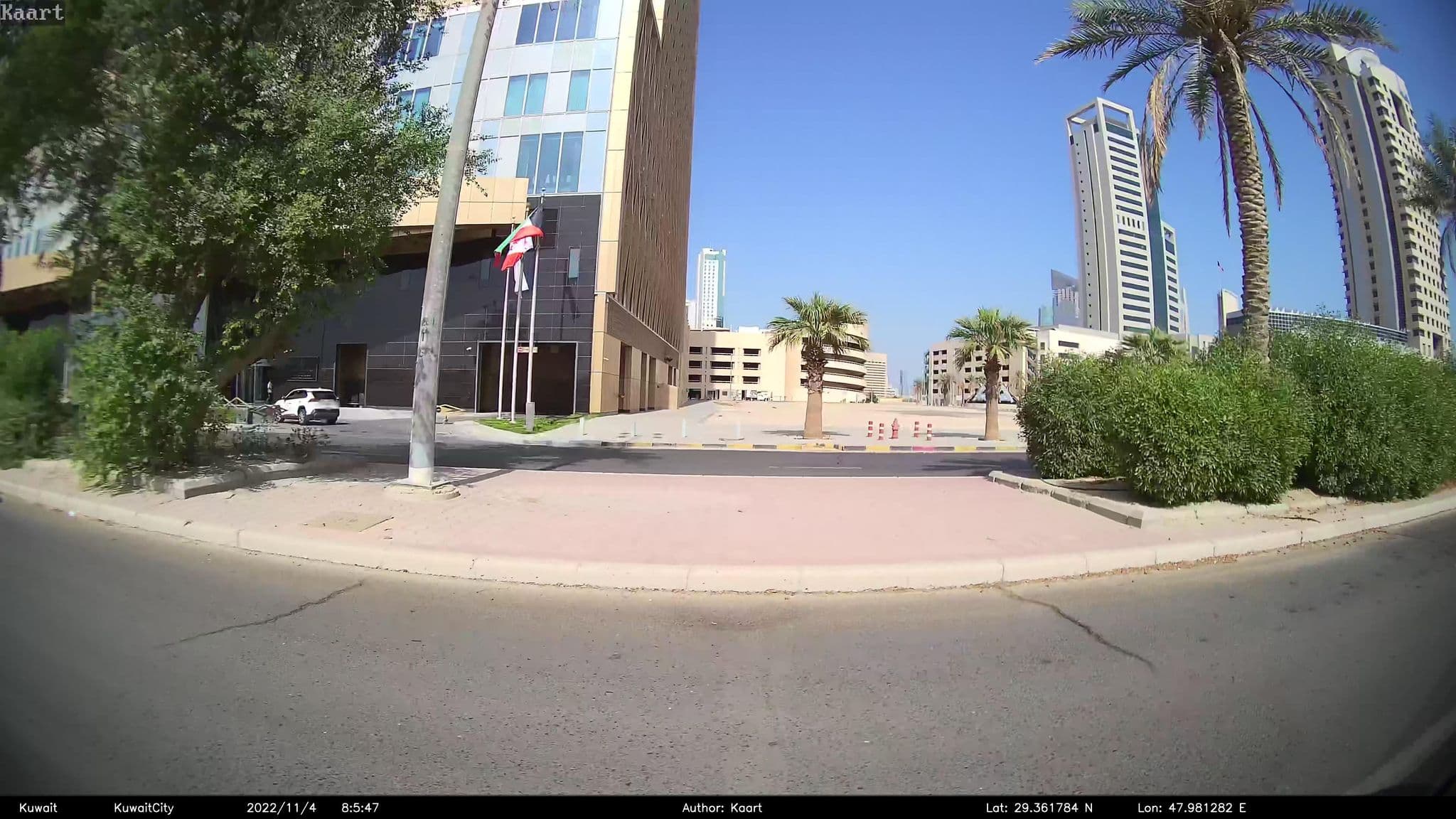 Street view near Fereej Kids Club, Al Murqāb — © kaart_2 (CC BY-SA · Mapillary)