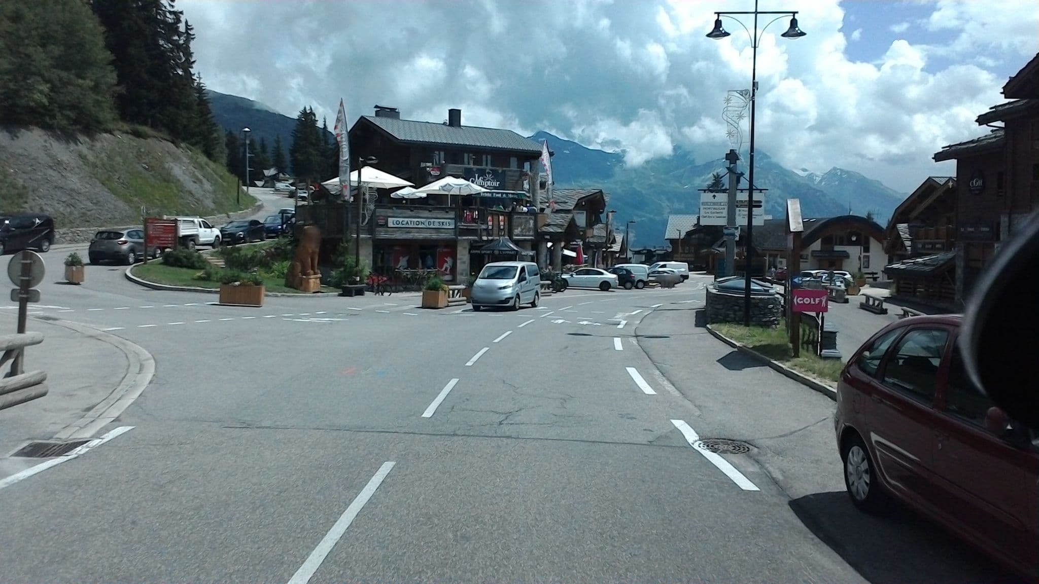 Street view near Résidence Sky La Rosière, Séez