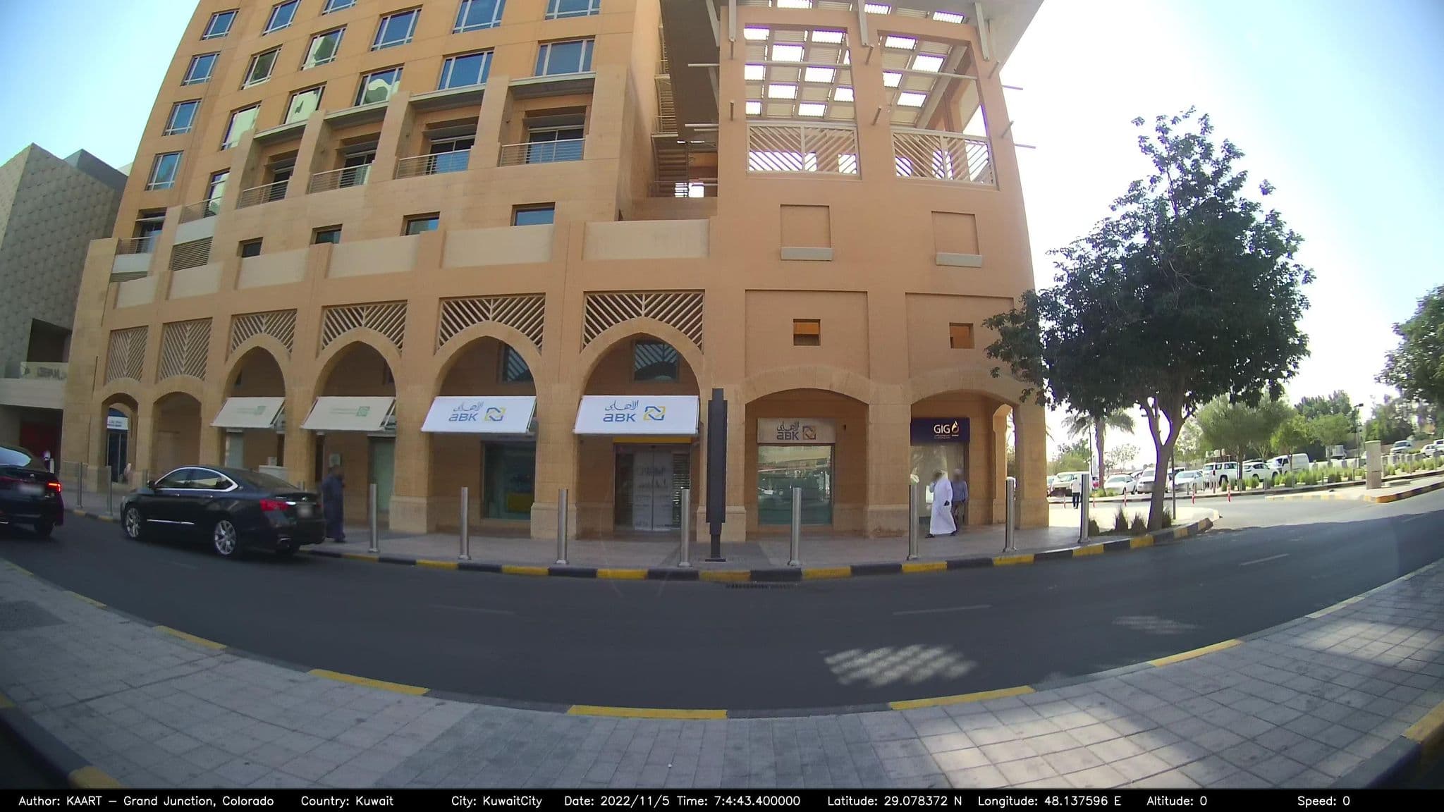Street view near Hayatt Regency Hotel, Al Faḩāḩīl — © kaart_2 (CC BY-SA · Mapillary)