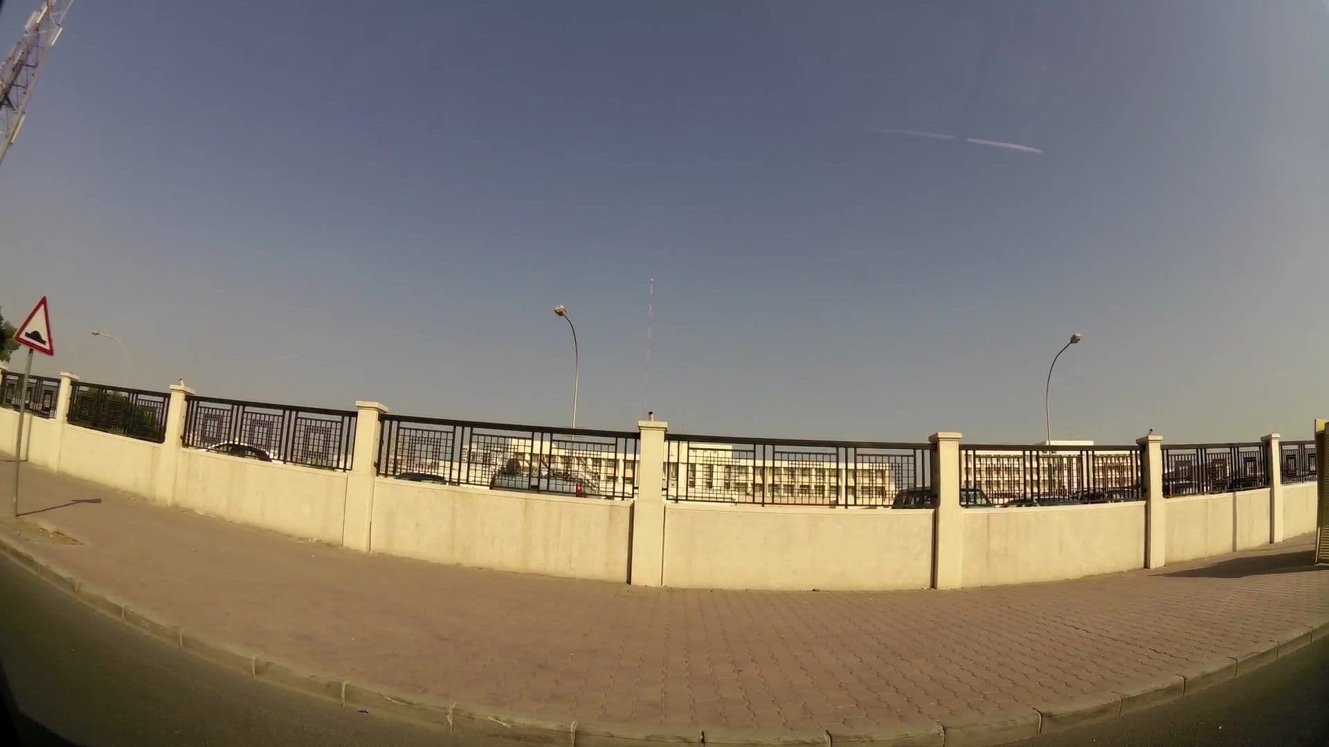 Street view near Baitna, Ḩawallī — © kaartcam (CC BY-SA · Mapillary)