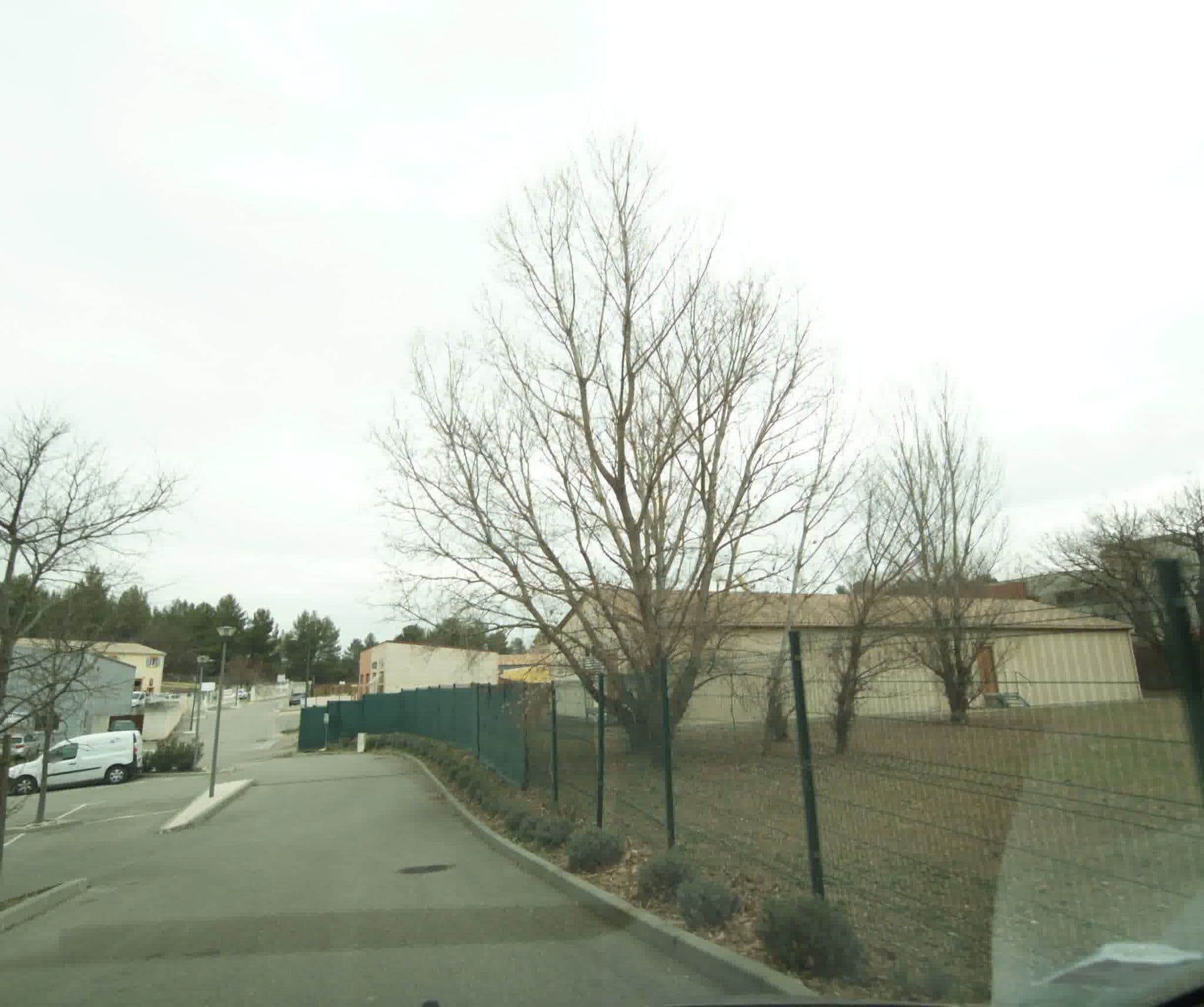 Street view near Resid'Artel Val de Durance, Beaumont-de-Pertuis — © sogefi (CC BY-SA · Mapillary)