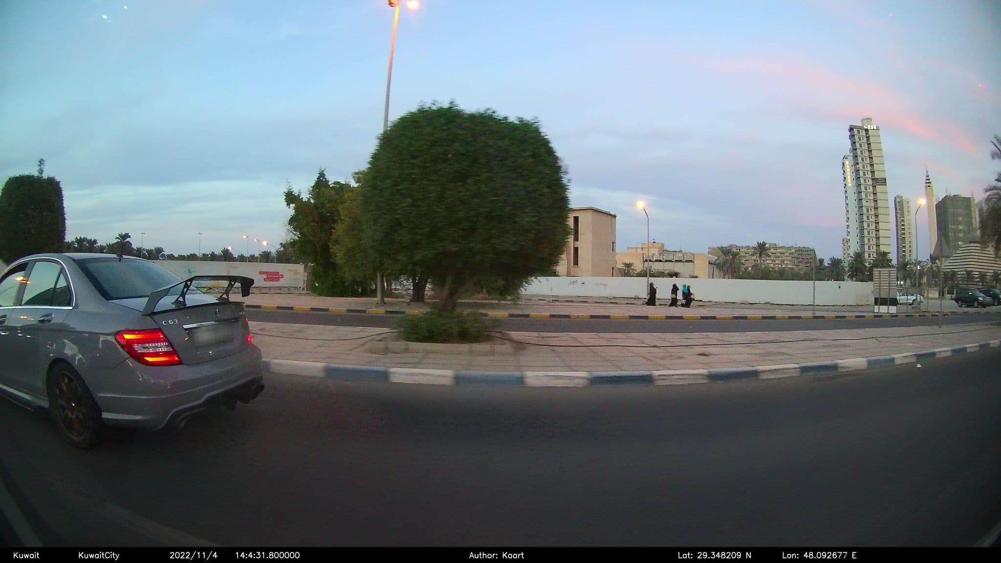 Street view near Spice Inn, As Sālimīyah — © kaart_2 (CC BY-SA · Mapillary)