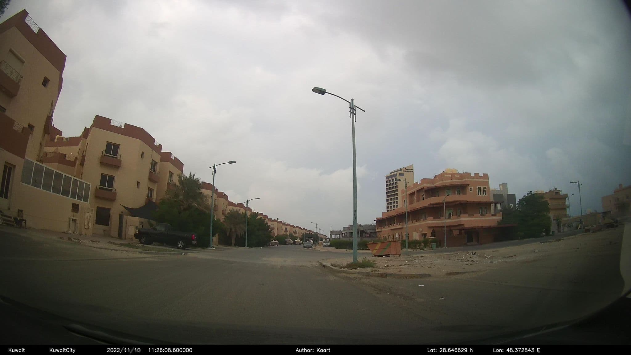 Street view near شاليه مادري شسمه بس ب.٢٧٨, Al Wafrah — © kaart_2 (CC BY-SA · Mapillary)