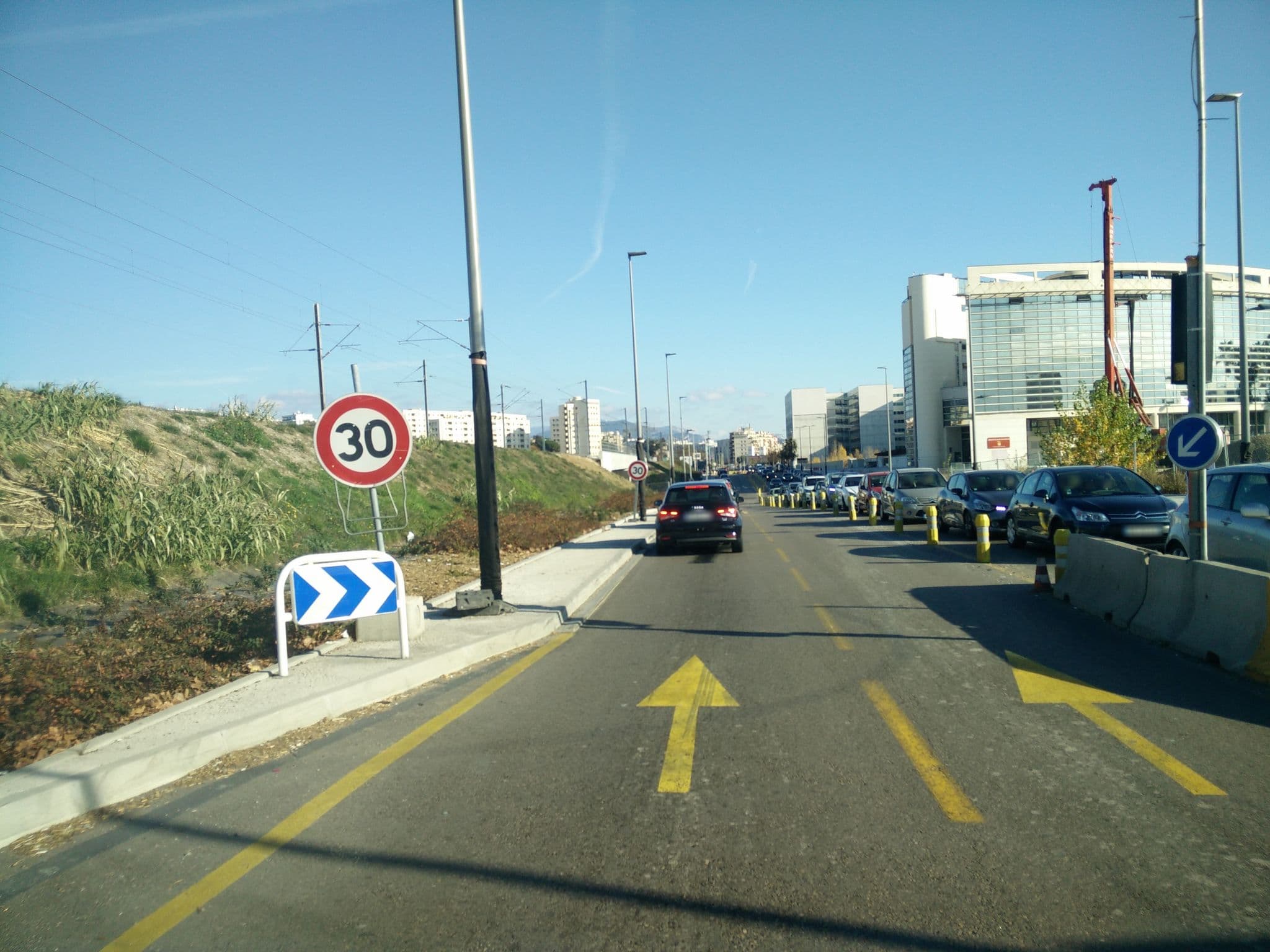 Street view near Holiday Inn, Les Moulins — © joostjakob (CC BY-SA · Mapillary)