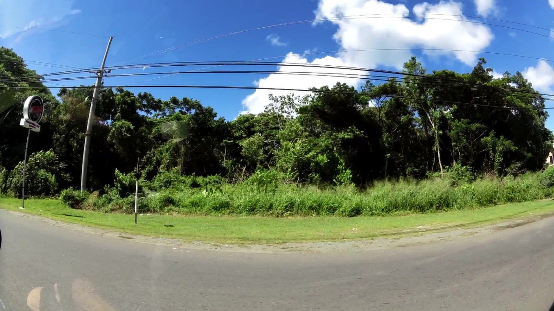 Street view near Lynn's Manor, Scarborough — © kaartcam (CC BY-SA · Mapillary)