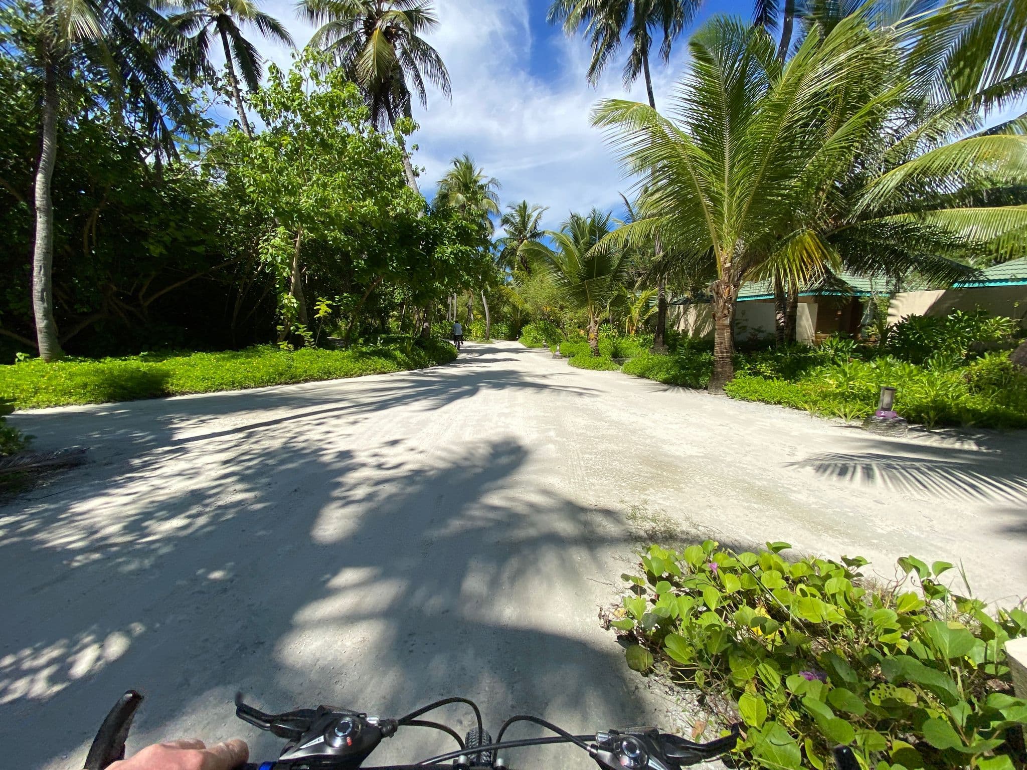 Street view near Villa 152, Meedhoo — © alekseyrm (CC BY-SA · Mapillary)