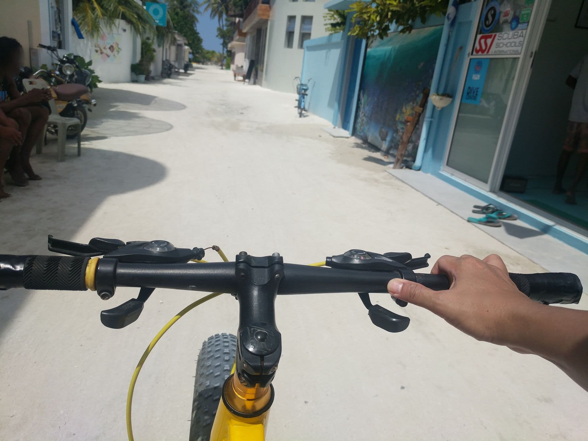 Street view near Picnic Inn, Maafushi — © GOwin (CC BY-SA · Mapillary)