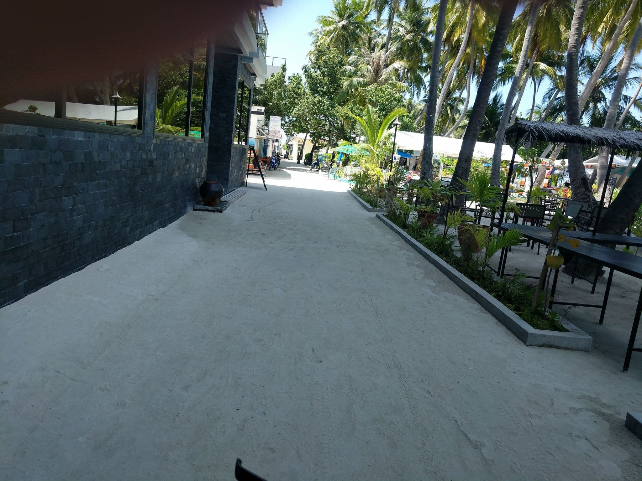 Street view near White Shell Beach Inn, Maafushi — © GOwin (CC BY-SA · Mapillary)