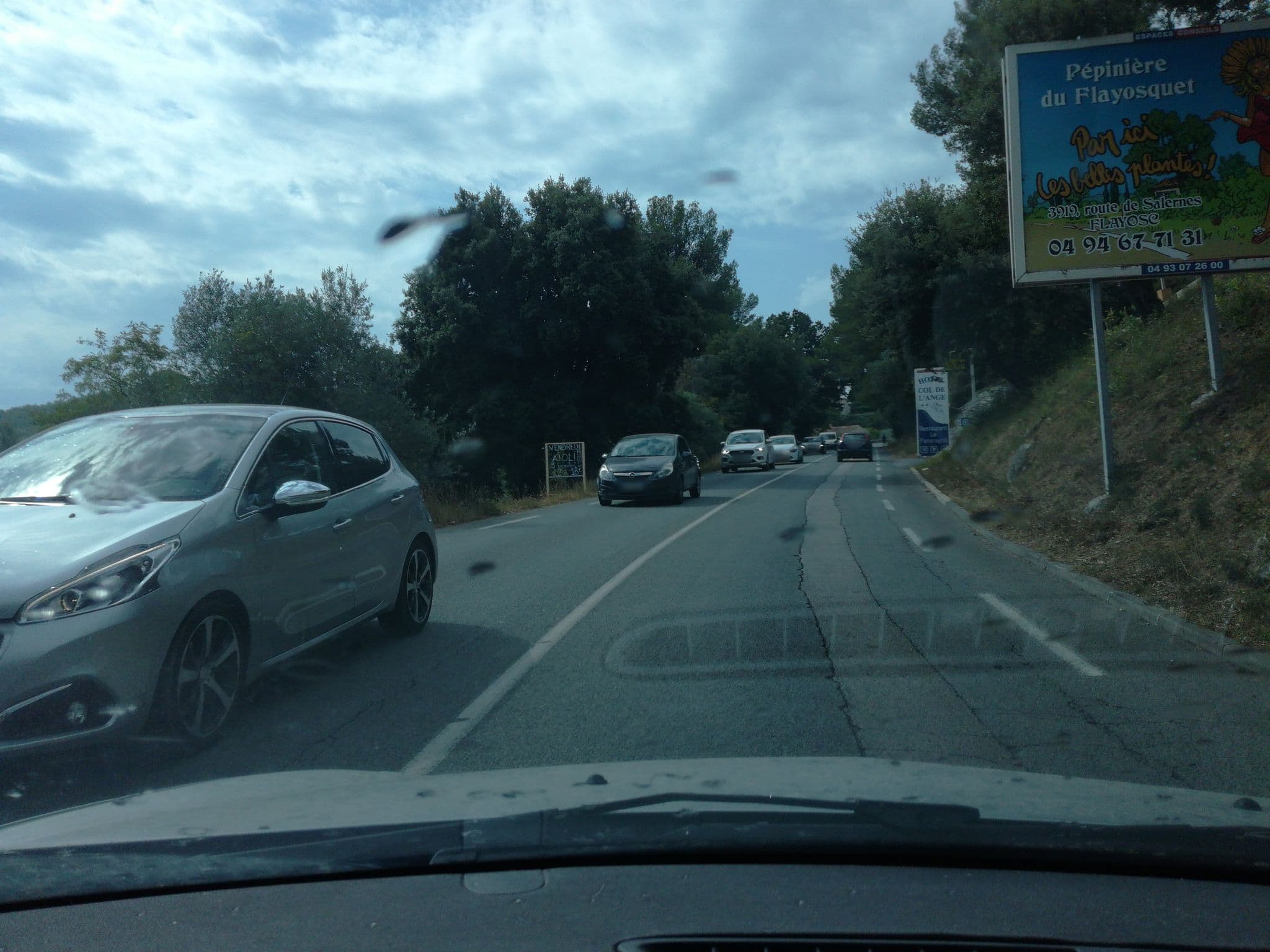 Street view near Hôtel Le Col de l'Ange, Draguignan — © baptistemm (CC BY-SA · Mapillary)