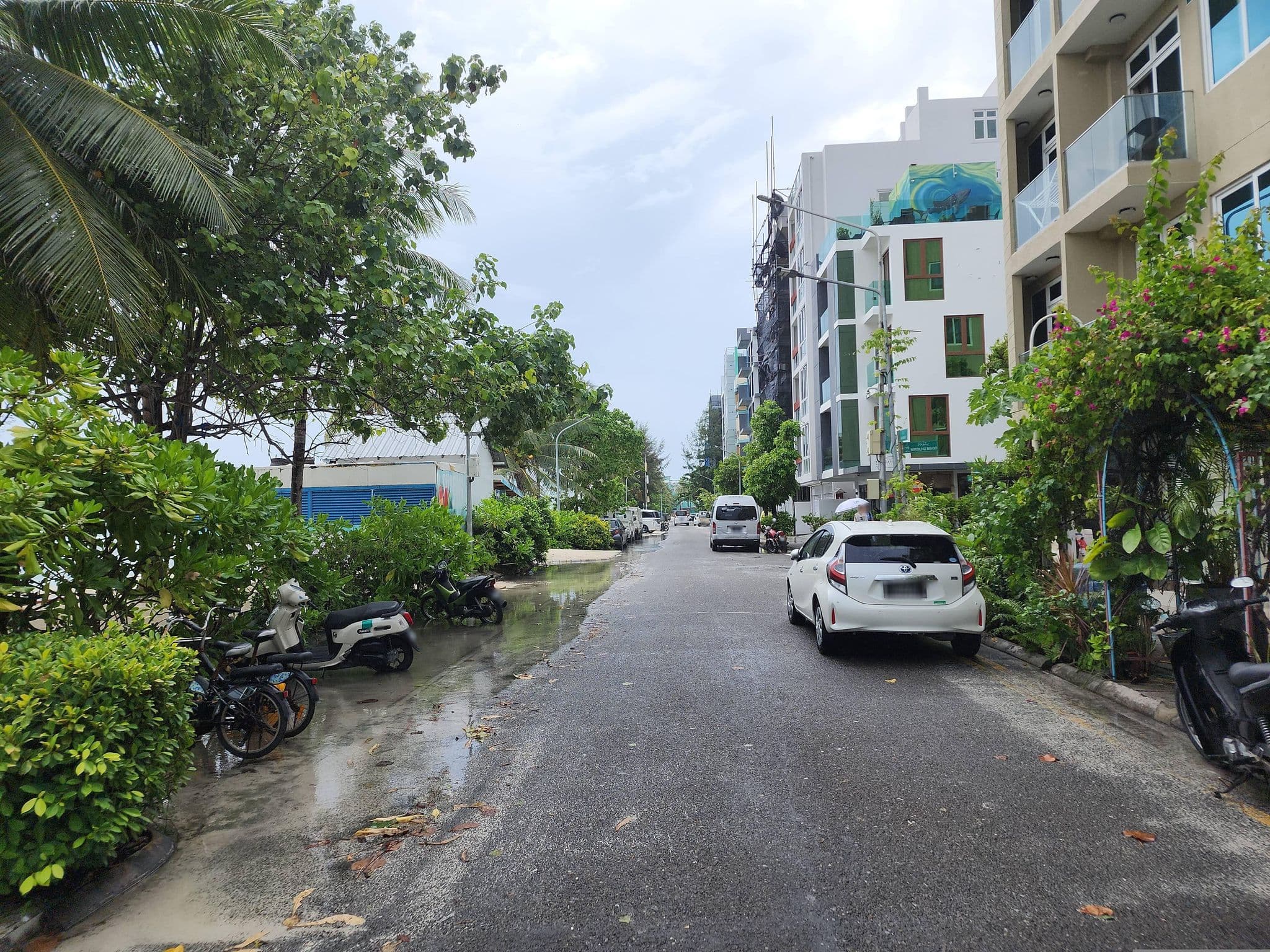 Street view near Hiyala Inn, Hulhumale — © Hashma1997 (CC BY-SA · Mapillary)