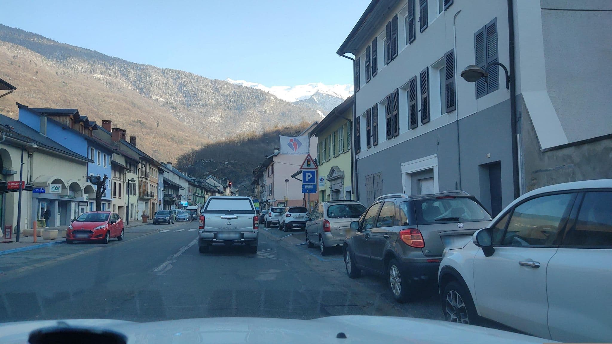 Street view near Aire de Bivouac d'Aiguebelle, Aiton — © MatthieuF4FNE (CC BY-SA · Mapillary)