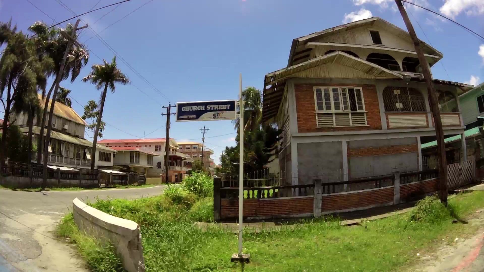 Street view near Julian’s Guesthouse, Georgetown — © kaartcam (CC BY-SA · Mapillary)