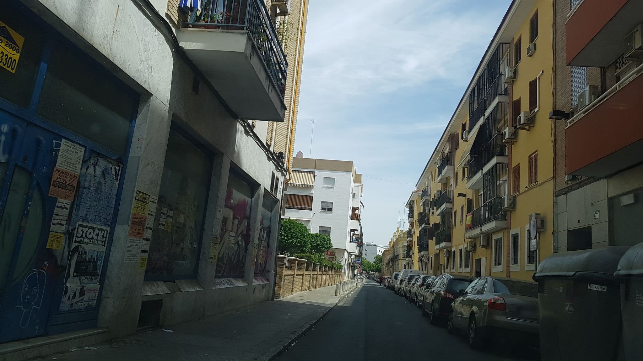 Street view near SUNN Apartments Amador de los Ríos, by Homing U, Sevilla — © agpericot (CC BY-SA · Mapillary)