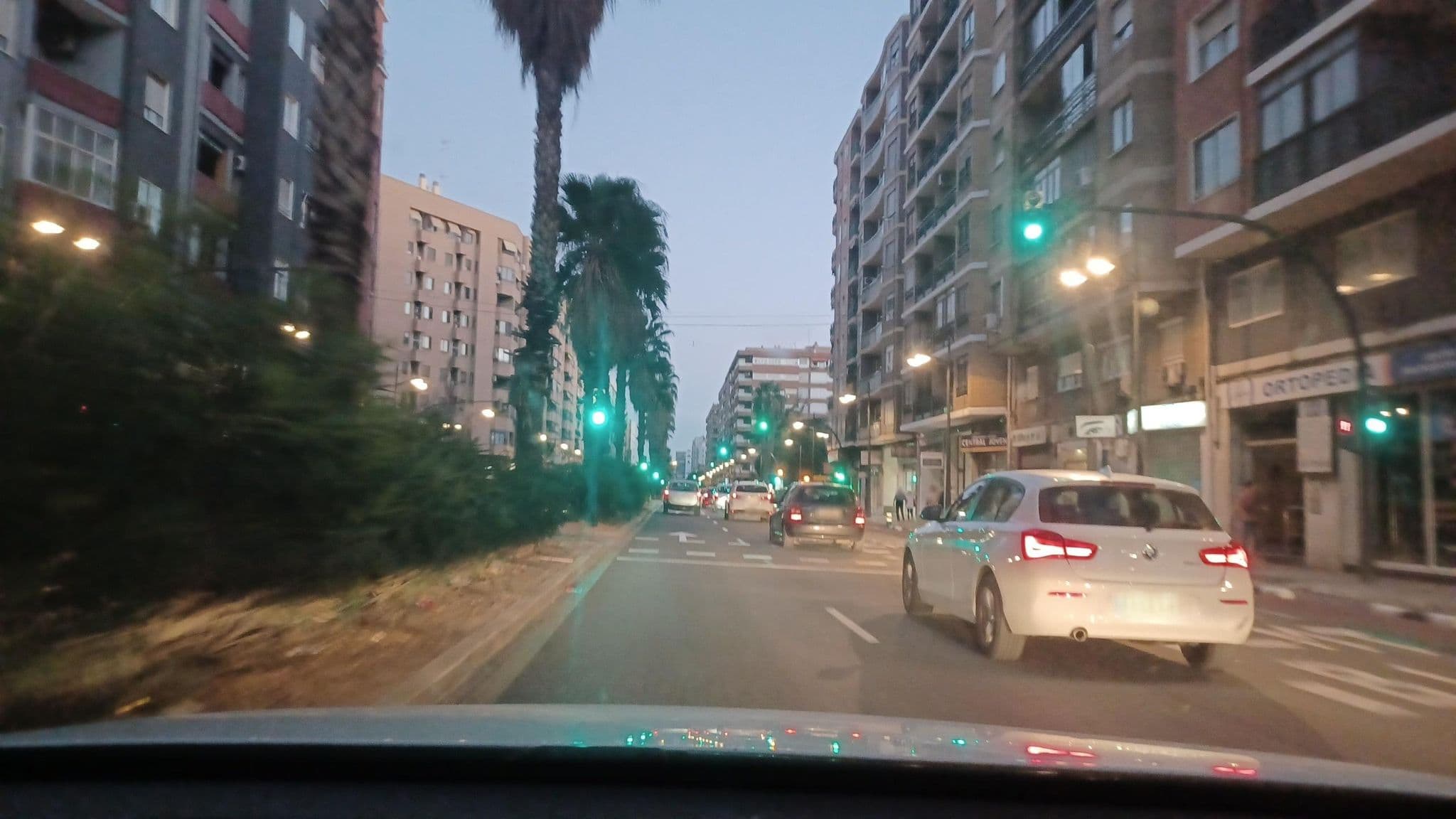 Street view near Hostal Happy Stay habitaciones céntricas, Valencia — © normanm (CC BY-SA · Mapillary)