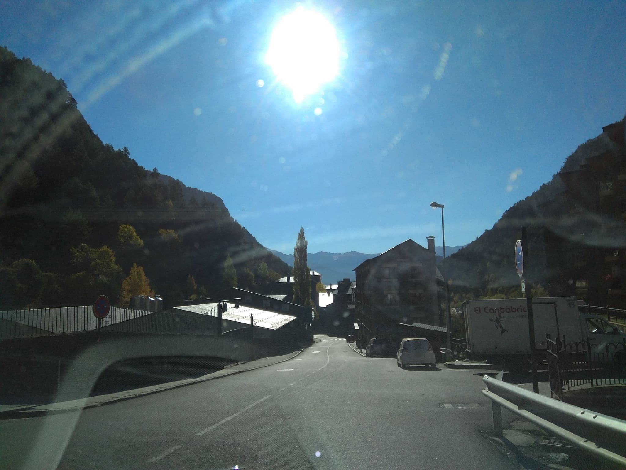 Street view near Hotel Princesa Park, Arinsal — © egofer (CC BY-SA · Mapillary)