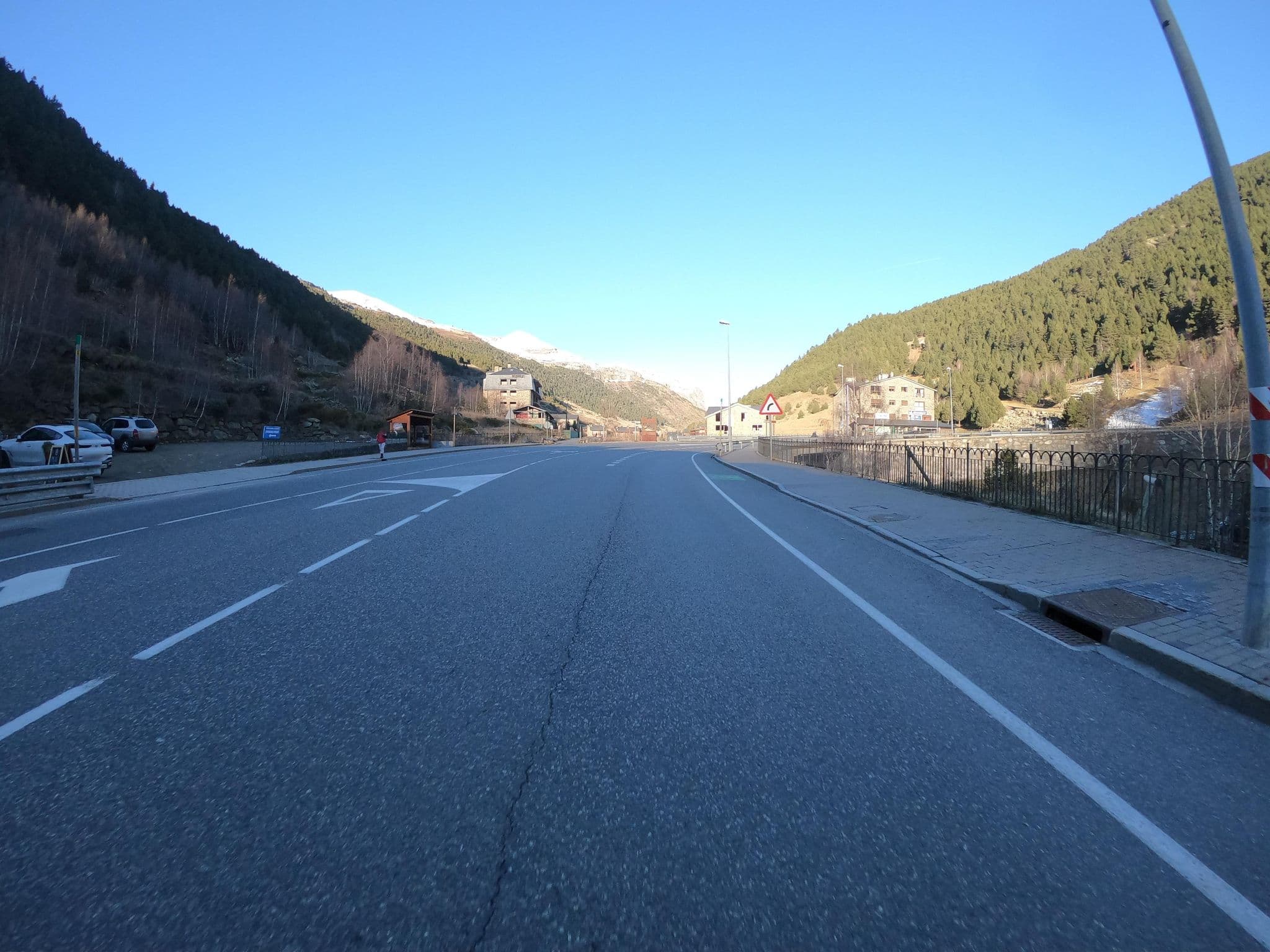 Street view near Apartamentos Deusol 3000, El Tarter — © joostjakob (CC BY-SA · Mapillary)
