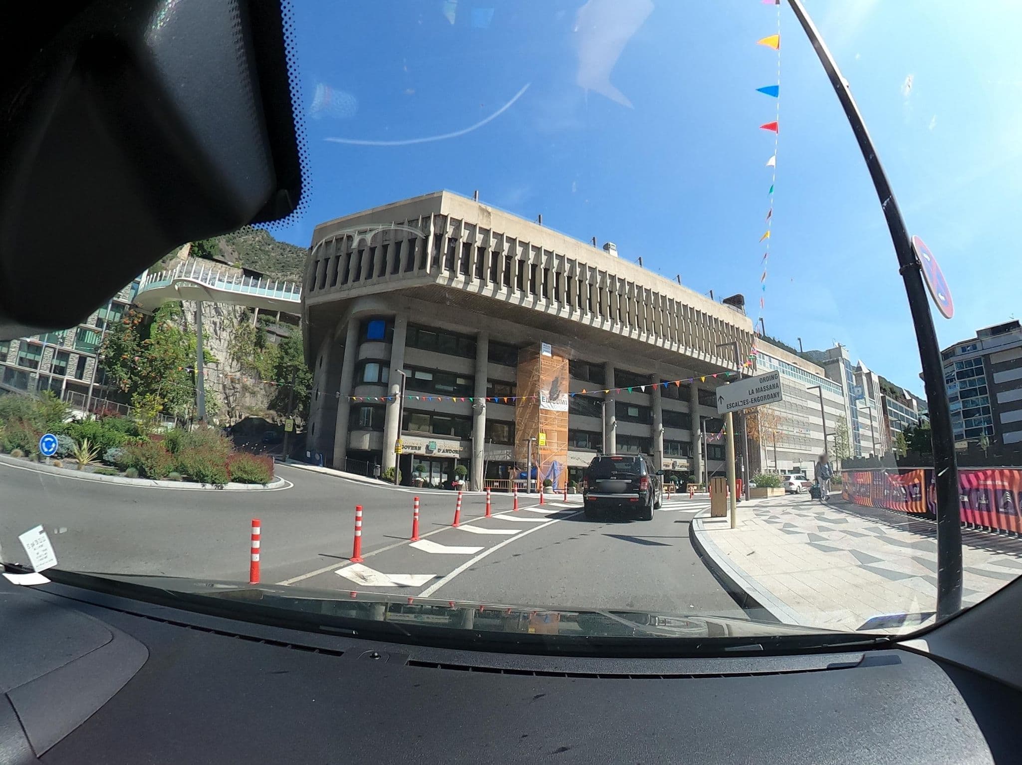 Street view near Aloft hotel, Andorra la Vella — © vst (CC BY-SA · Mapillary)