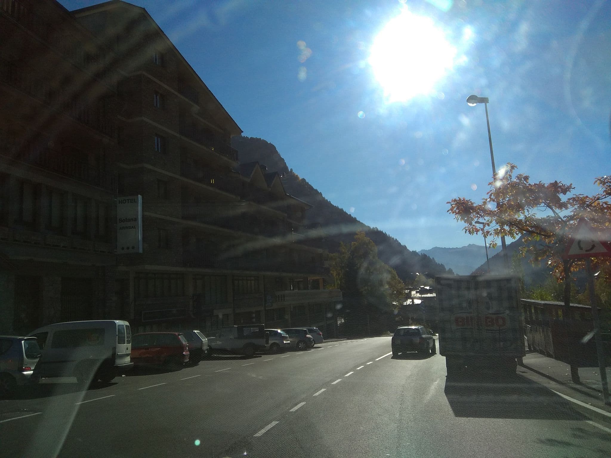 Street view near Hotel Solana Arinsal, Arinsal — © egofer (CC BY-SA · Mapillary)