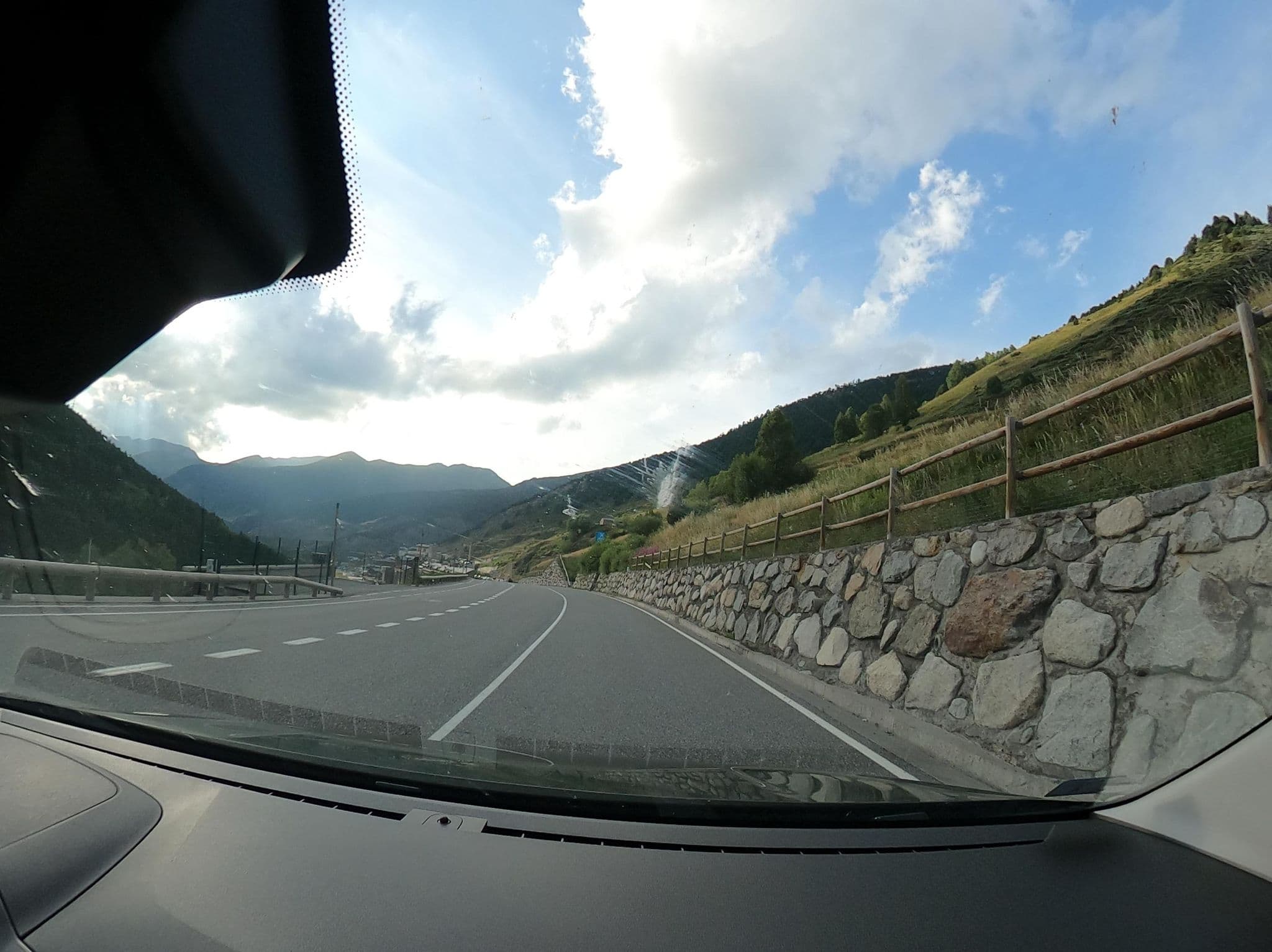 Street view near Apartamentos Glaç 3000, El Tarter — © vst (CC BY-SA · Mapillary)